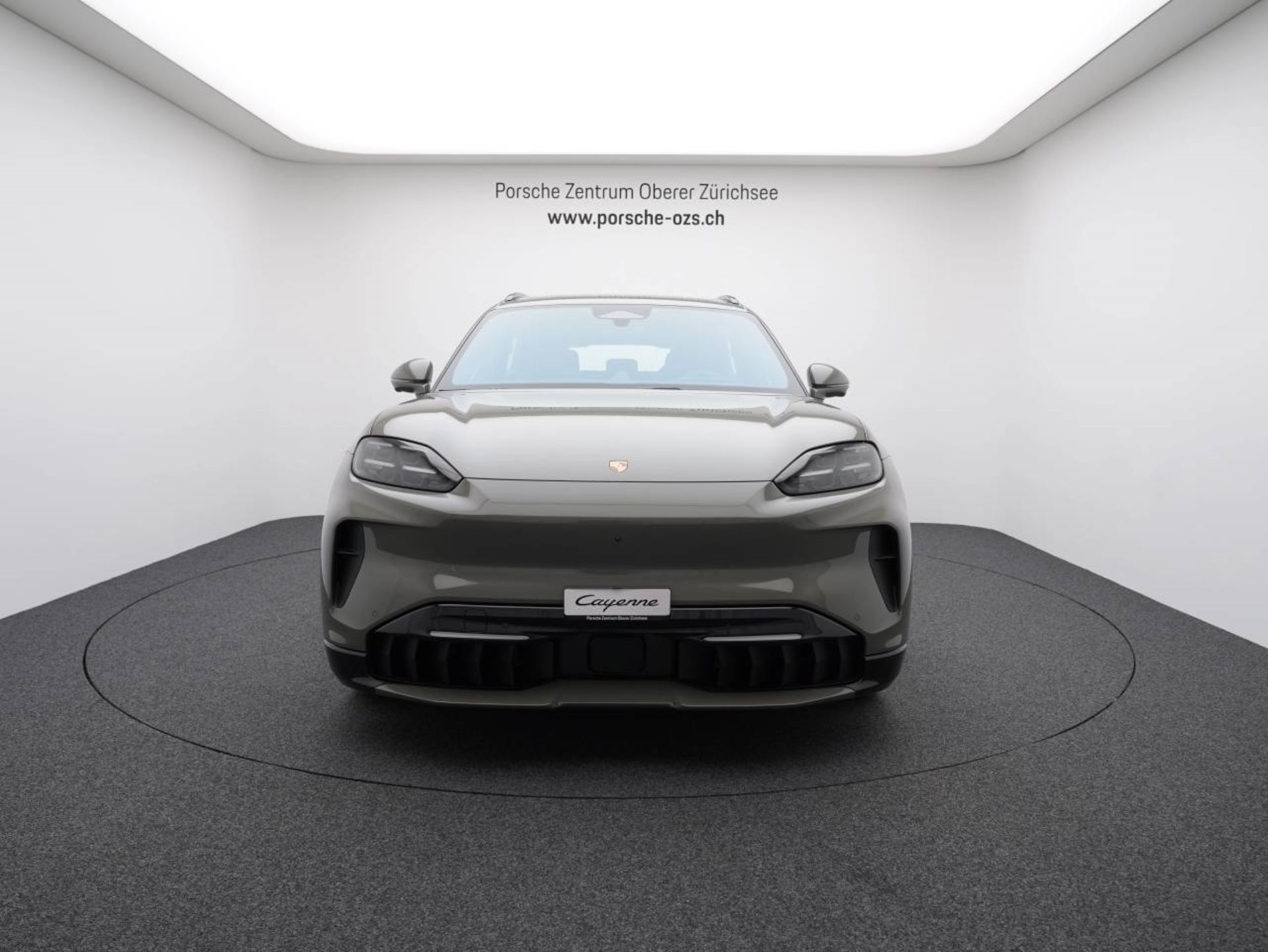 PORSCHE Cayenne S Electric-image-9