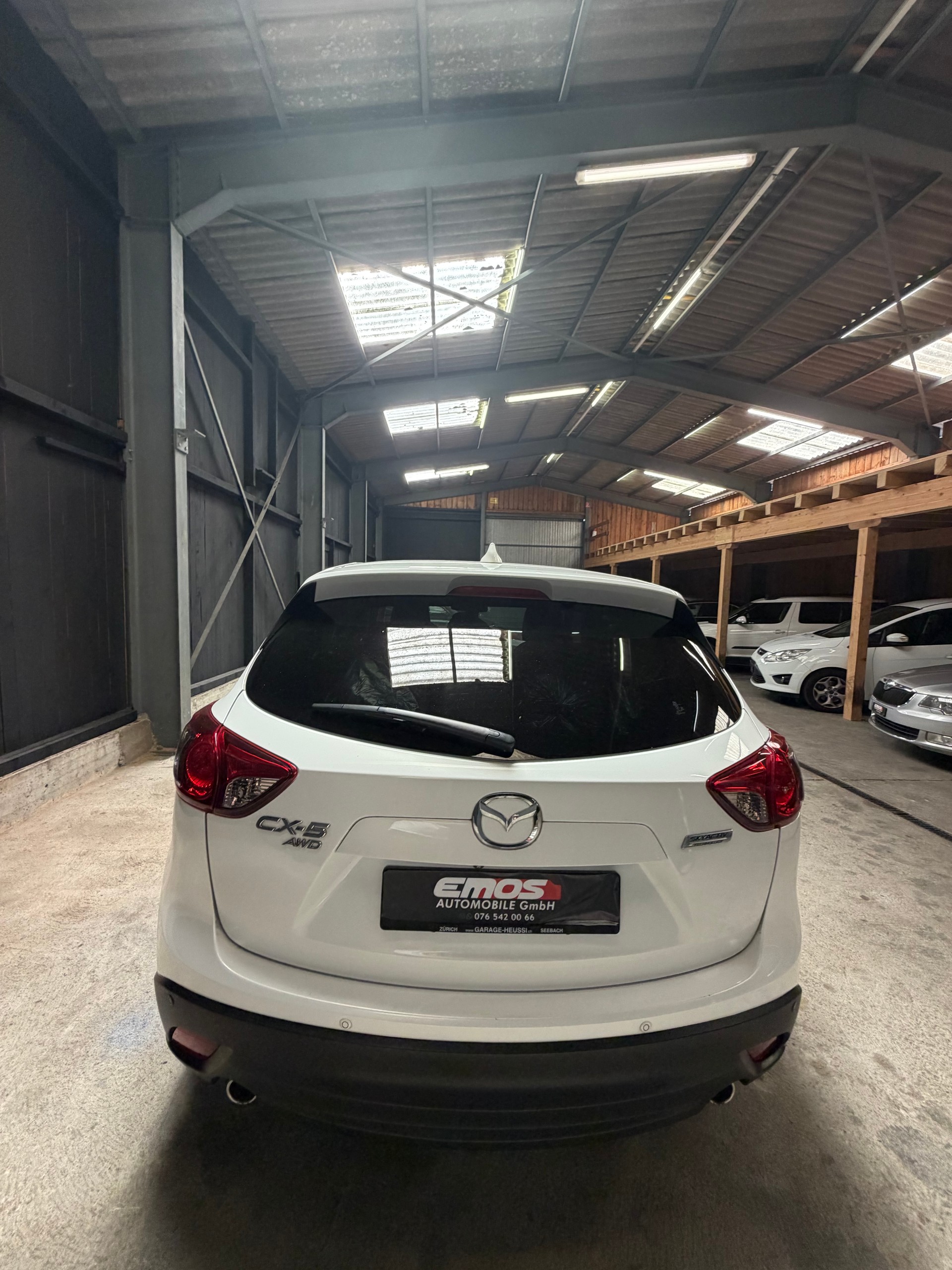 MAZDA CX-5 2.2 D HP Revolution AWD Automatic-image-6
