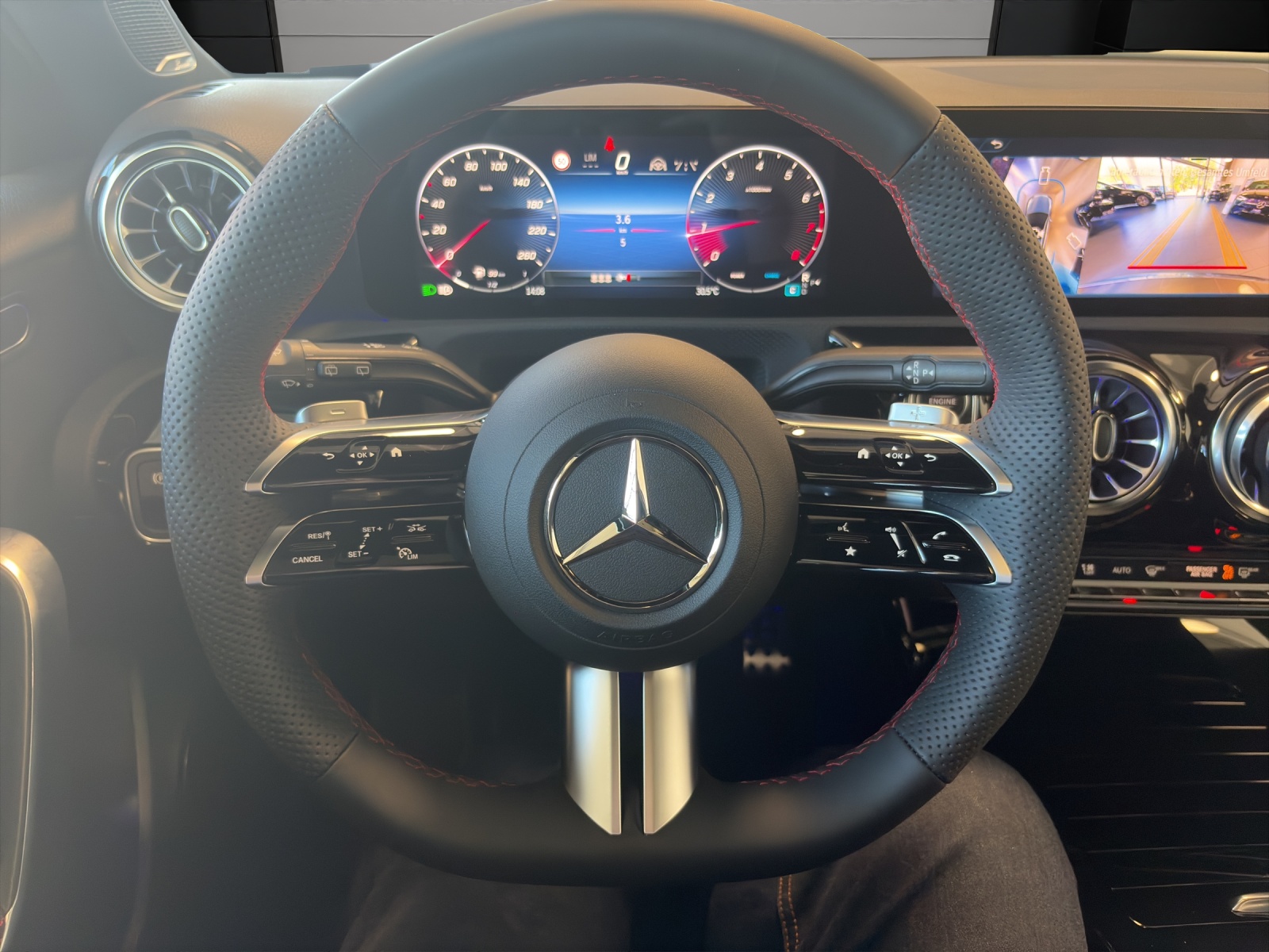 Image MERCEDES-BENZ A-220 A 220 4Matic 8G-DCT