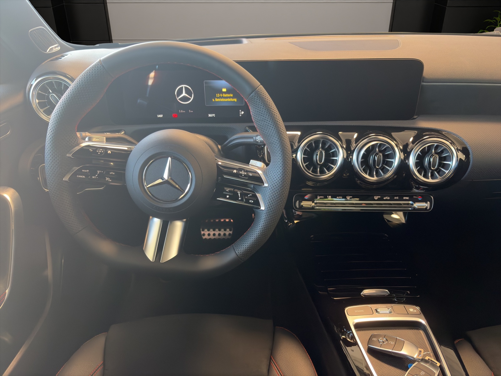 Image MERCEDES-BENZ A-220 A 220 4Matic 8G-DCT