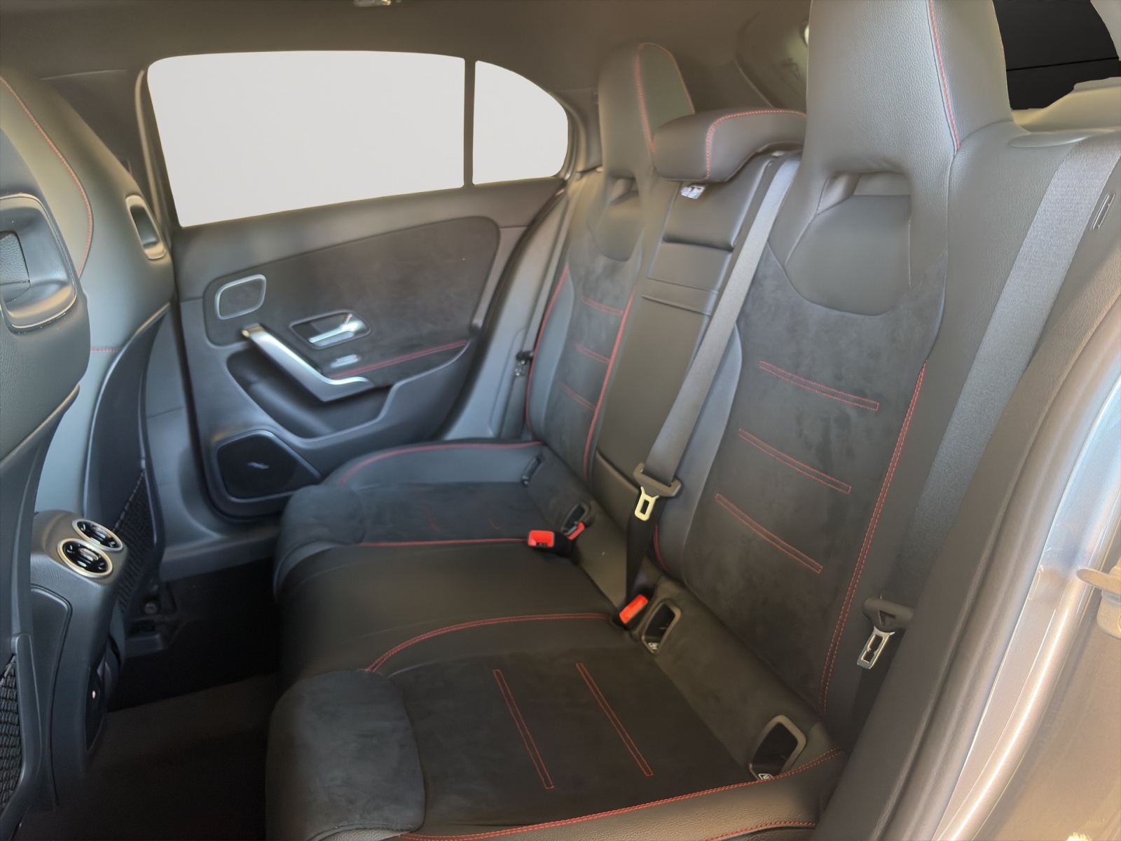 Image MERCEDES-BENZ A-220 A 220 4Matic 8G-DCT