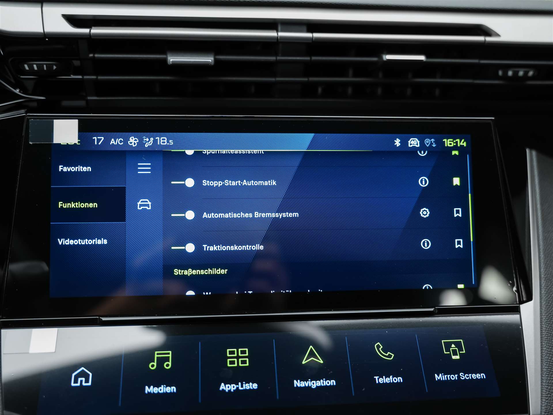 PEUGEOT 308 1.2 HEV 145 GT *Werksgarantie*Abstandsregler*-image-34