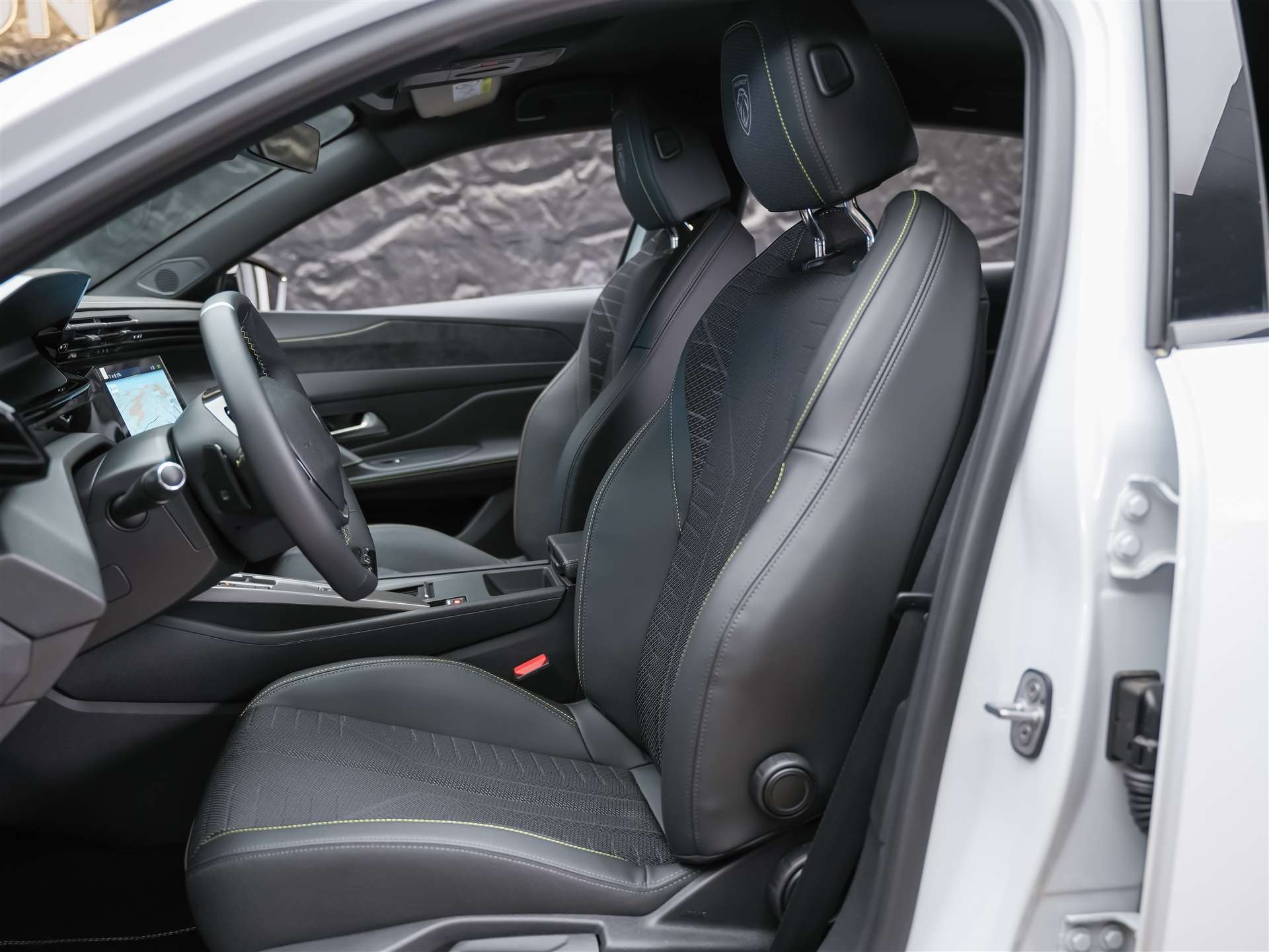 PEUGEOT 308 1.2 HEV 145 GT *Werksgarantie*Abstandsregler*-image-8