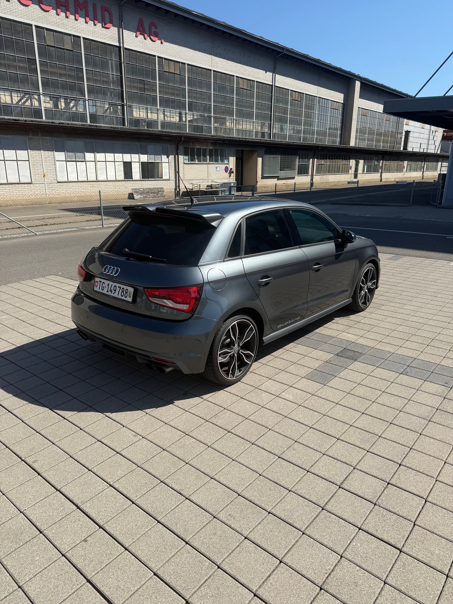 AUDI 2.0 TFSI quattro-image-3