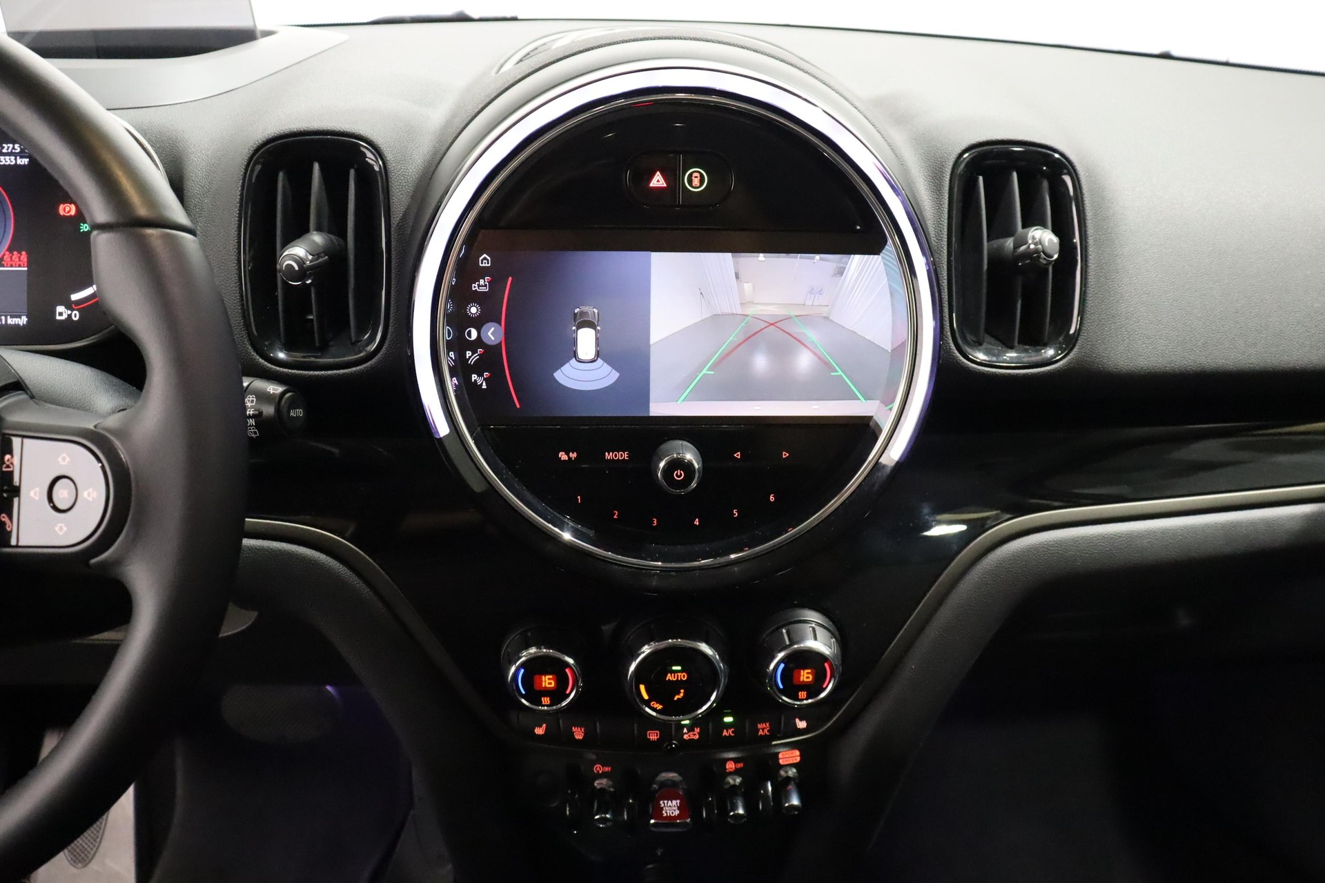 MINI Countryman F60 2.0i Cooper S ALL4-image-12