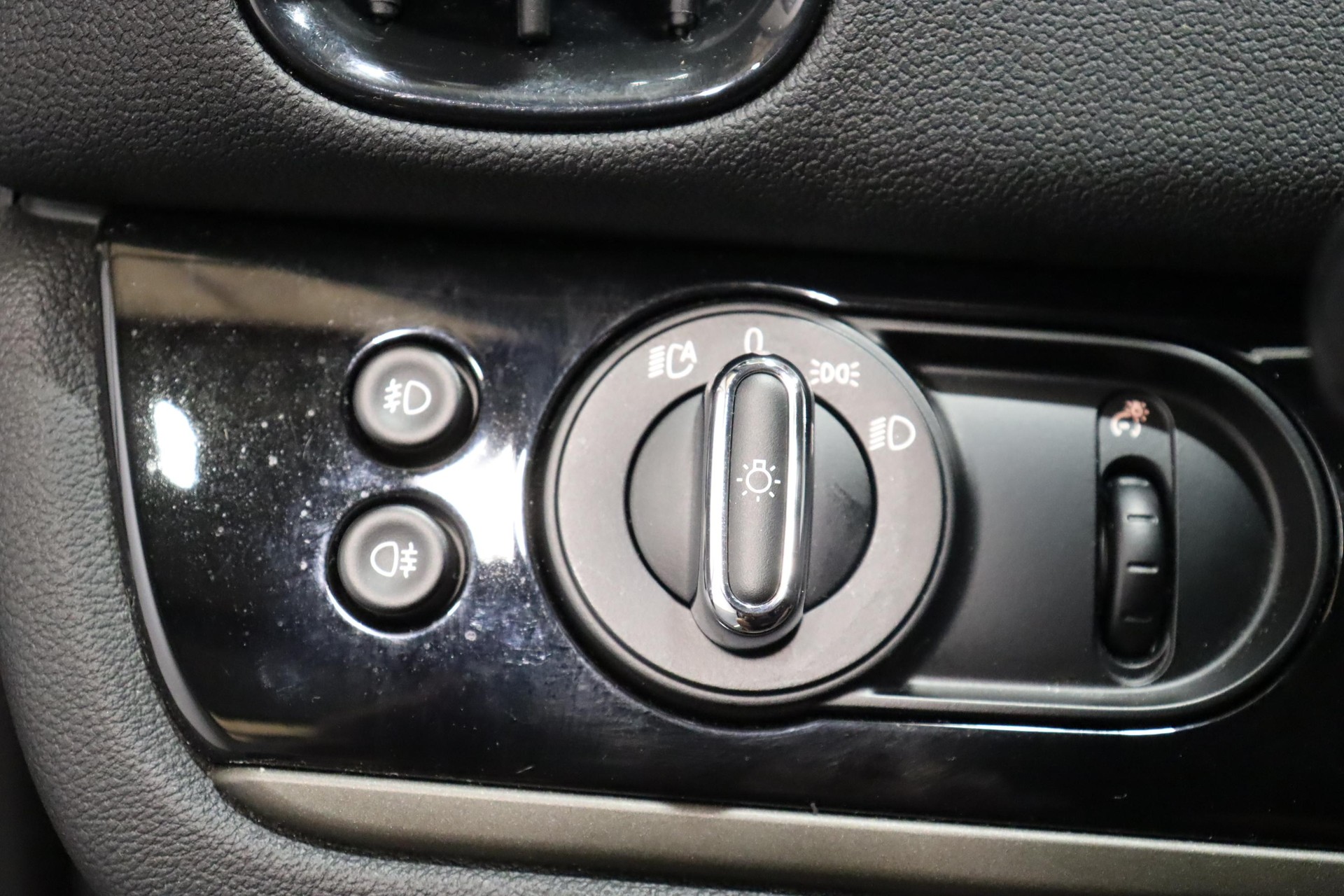 MINI Countryman F60 2.0i Cooper S ALL4-image-18