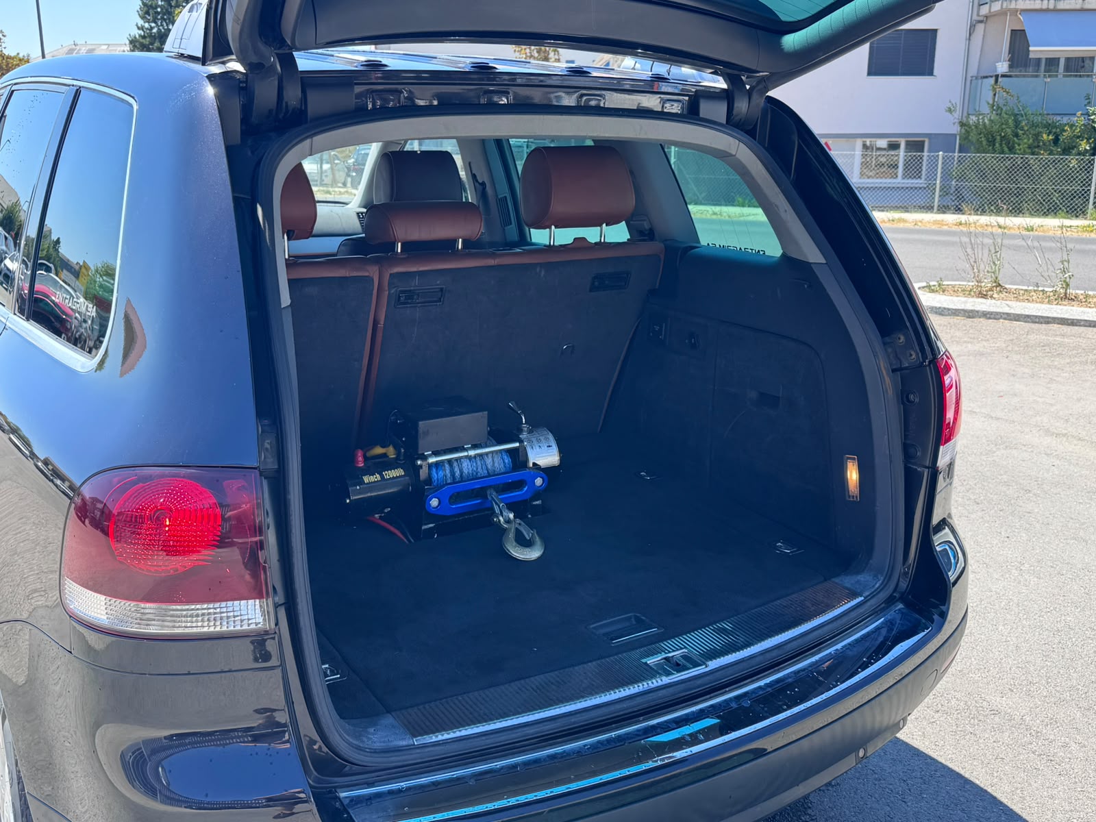 VW Touareg 3.0 TDI-image-1