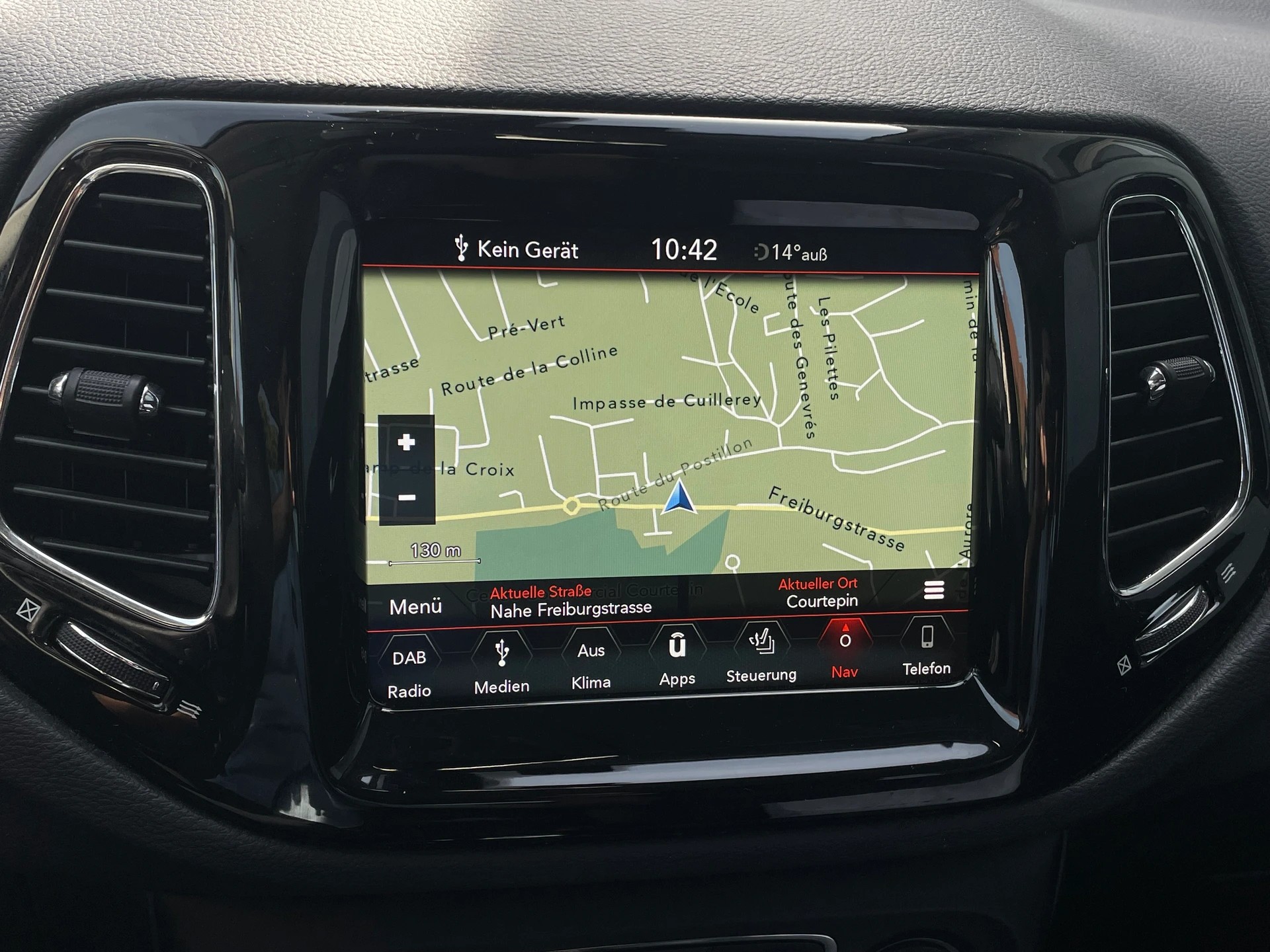 JEEP Compass 4x2 1.3 Turbo Limited DKG-image-10