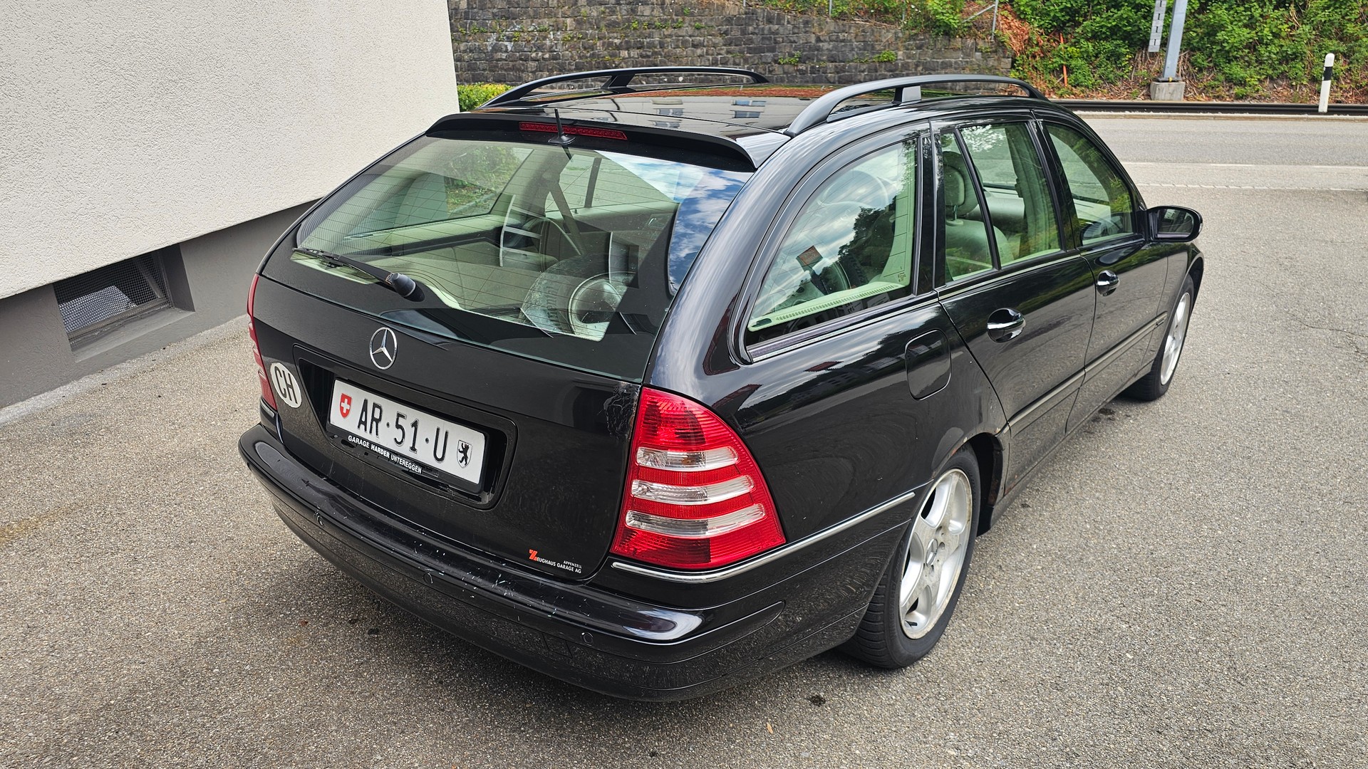 MERCEDES-BENZ C 240 Elégance 4Matic Automatic-image-6