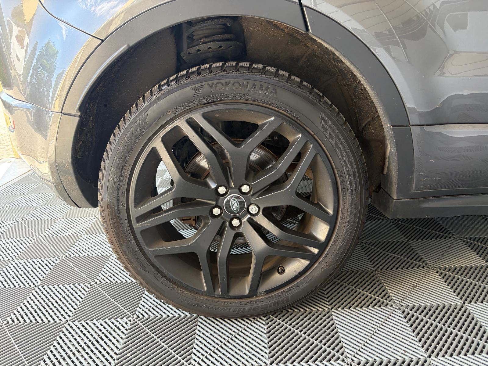 LAND ROVER Range Rover Evoque 2.0 Si4 HSE Dynamic AT9-image-27