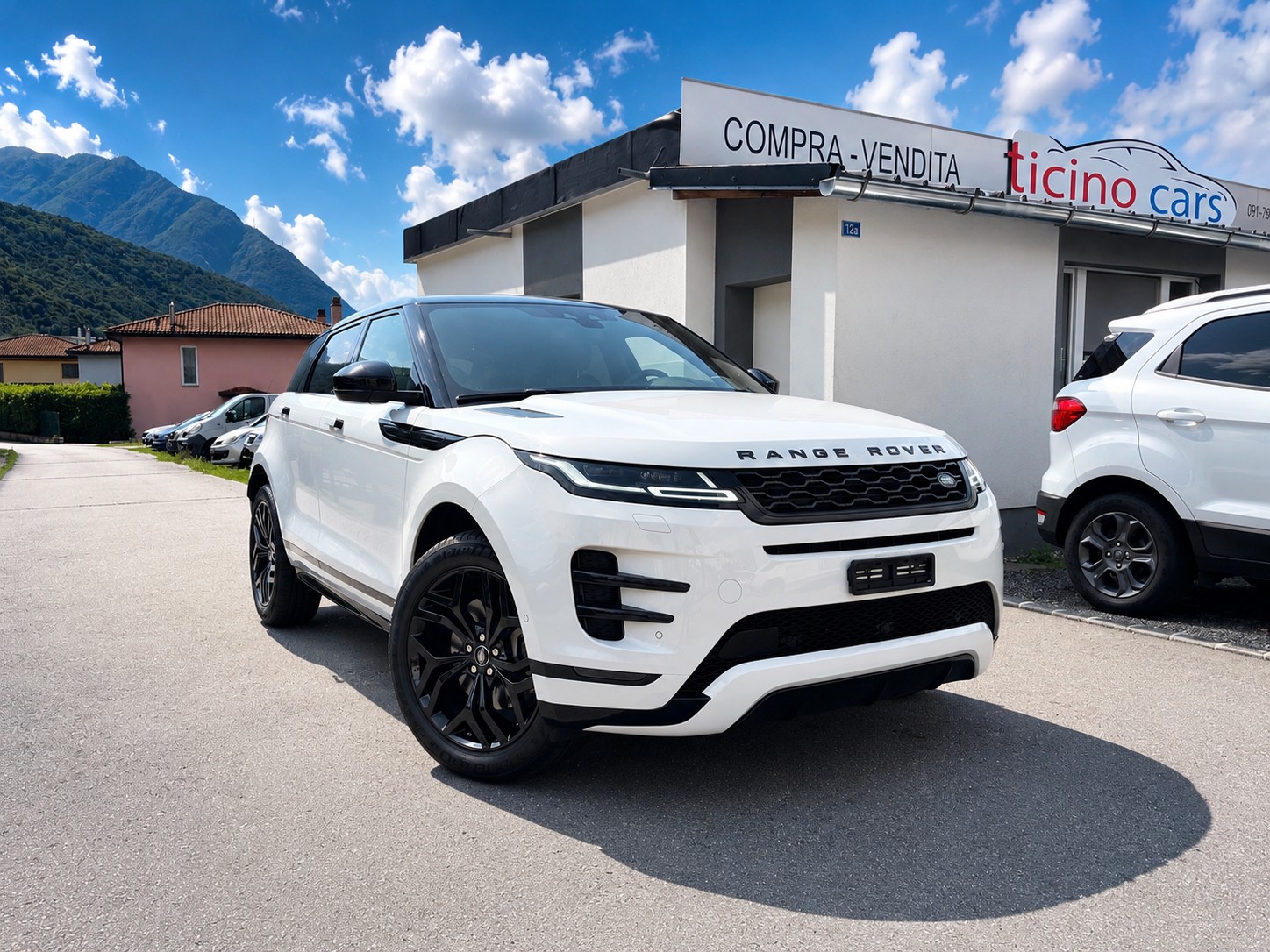 LAND ROVER Range Rover Evoque R-Dynamic P 200 AT9-image-0