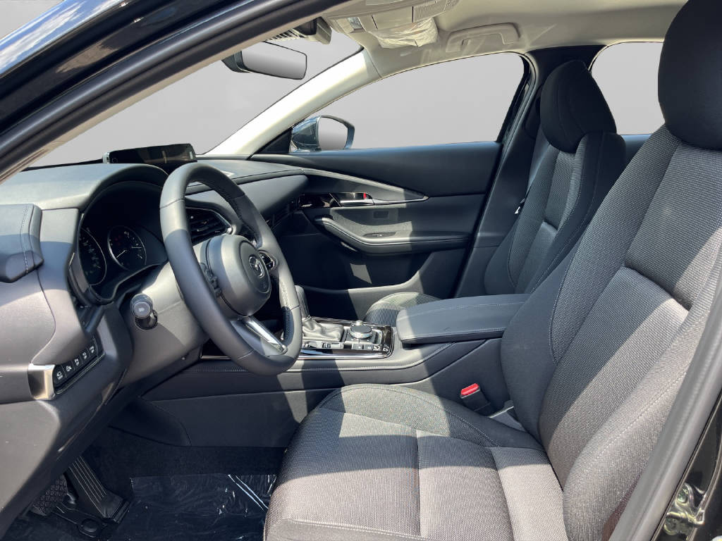 MAZDA CX-30 2.0 186 Centre-Line AWD-image-4