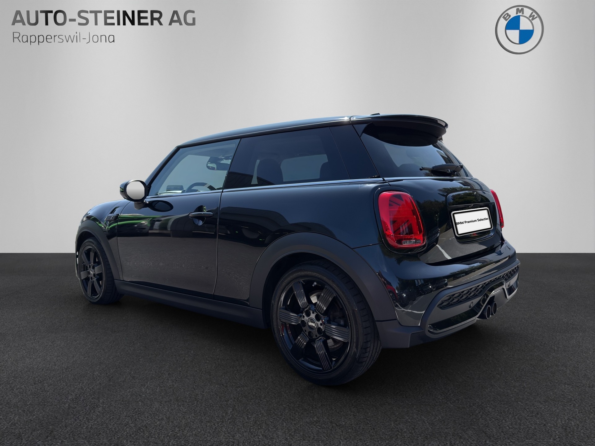 MINI Cooper S-showroom-element-2