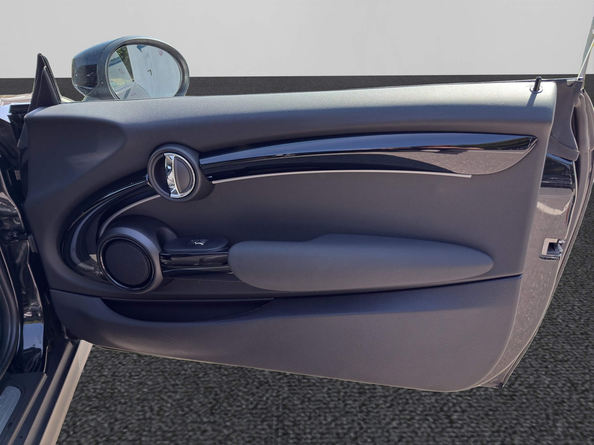 MINI Cooper S-image-16