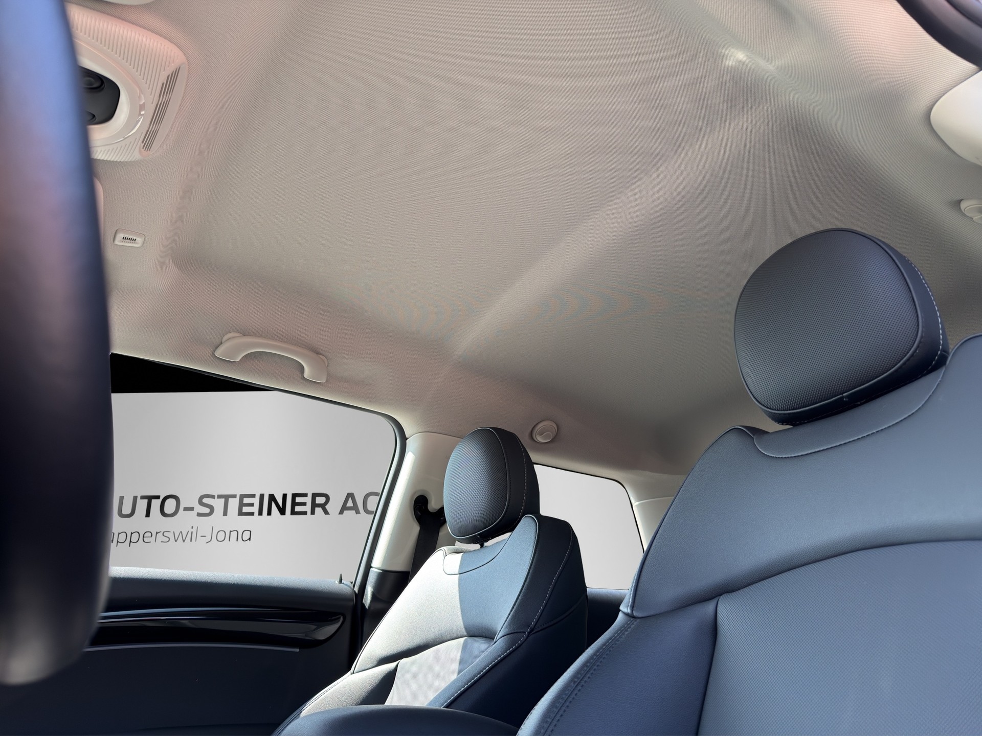 MINI Cooper S-image-11