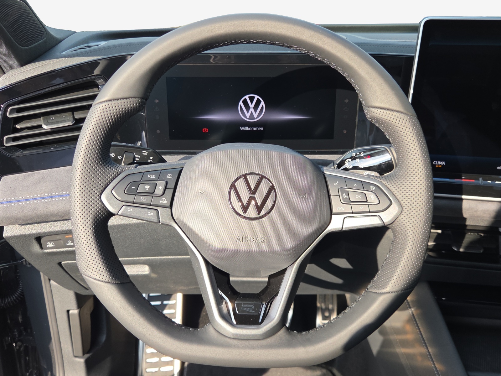 VW Tiguan 1.5 TSI evo2 mHEV R-Line DSG-image-9