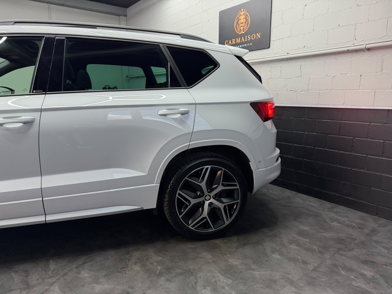 SEAT Ateca 2.0 TSI SWISS FR 4Drive DSG | 360 Kamera | Schiebedach | ACC | AHK 1‘900KG-image-3