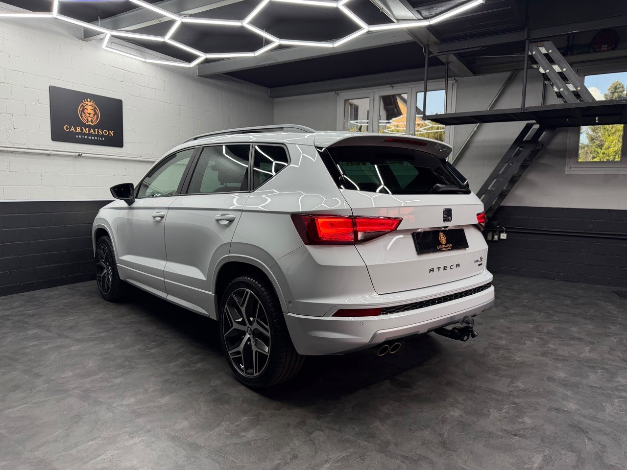 SEAT Ateca 2.0 TSI SWISS FR 4Drive DSG | 360 Kamera | Schiebedach | ACC | AHK 1‘900KG-image-5