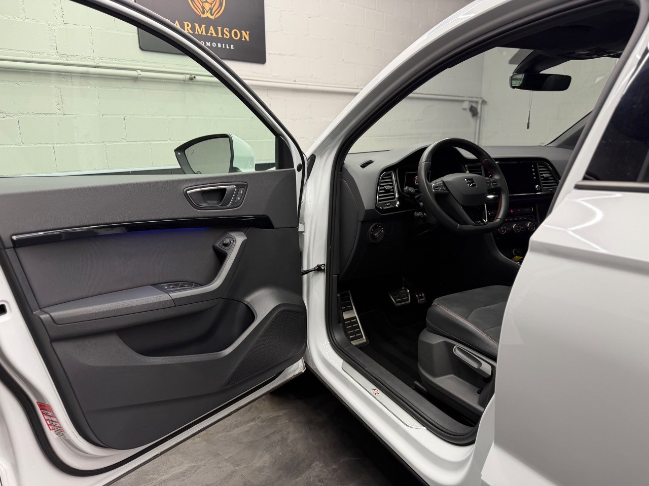SEAT Ateca 2.0 TSI SWISS FR 4Drive DSG | 360 Kamera | Schiebedach | ACC | AHK 1‘900KG-image-13