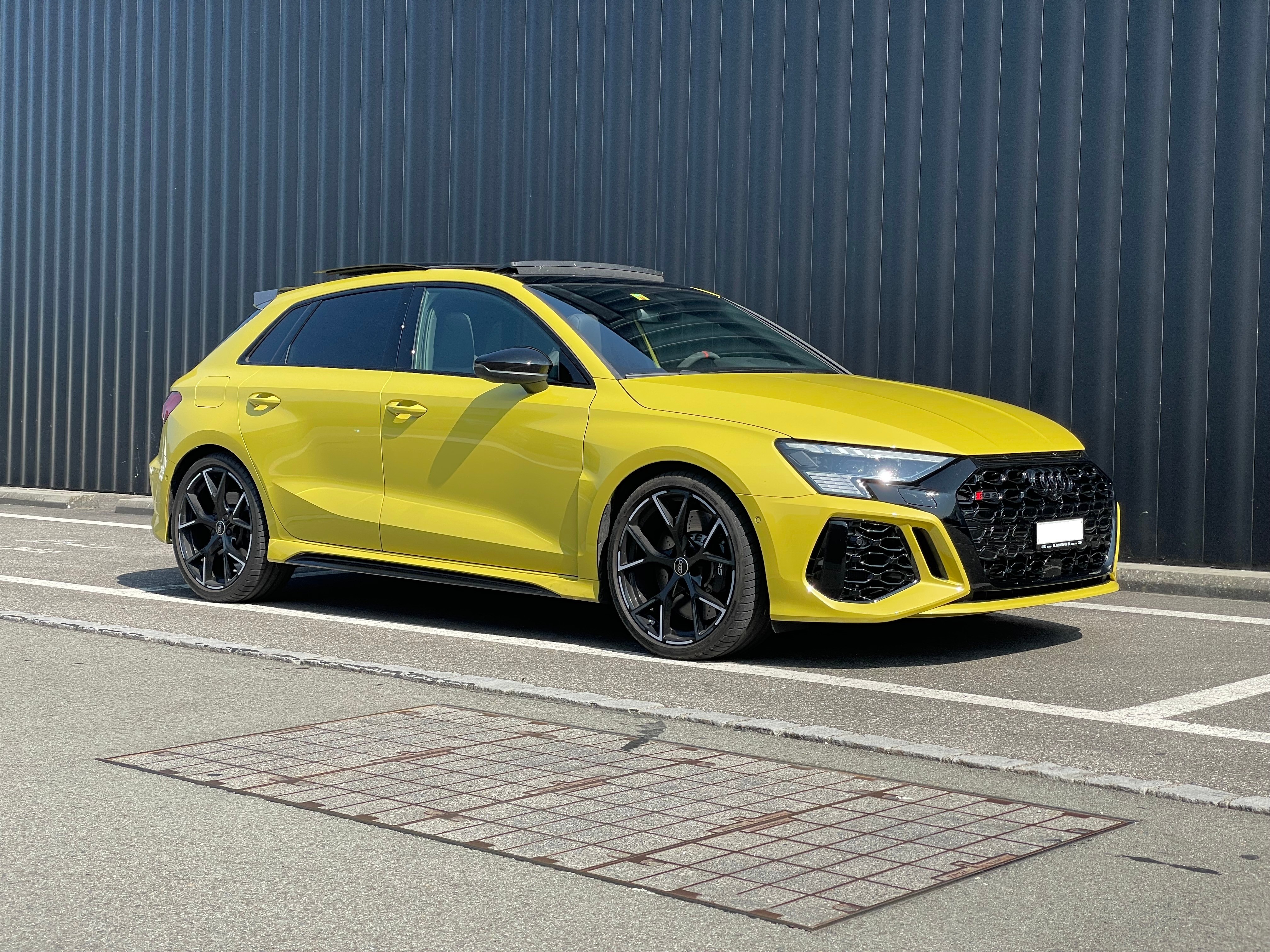 AUDI 2.5 TFSI quattro S-Tronic — slika 1