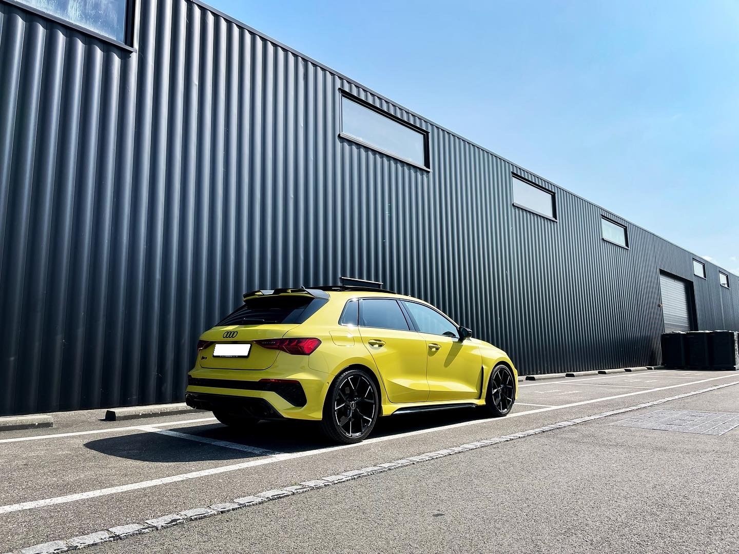 AUDI 2.5 TFSI quattro S-Tronic-image-2