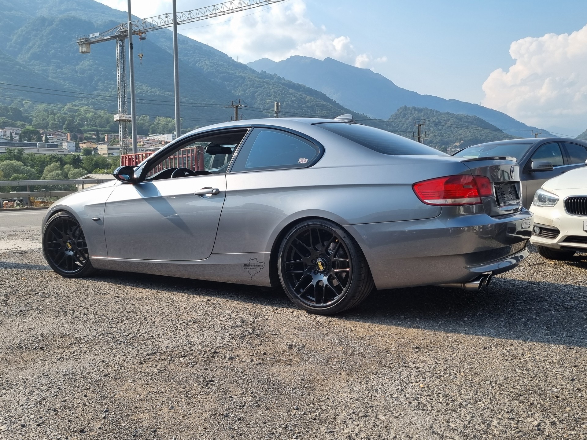 BMW 325i Coupé-image-2