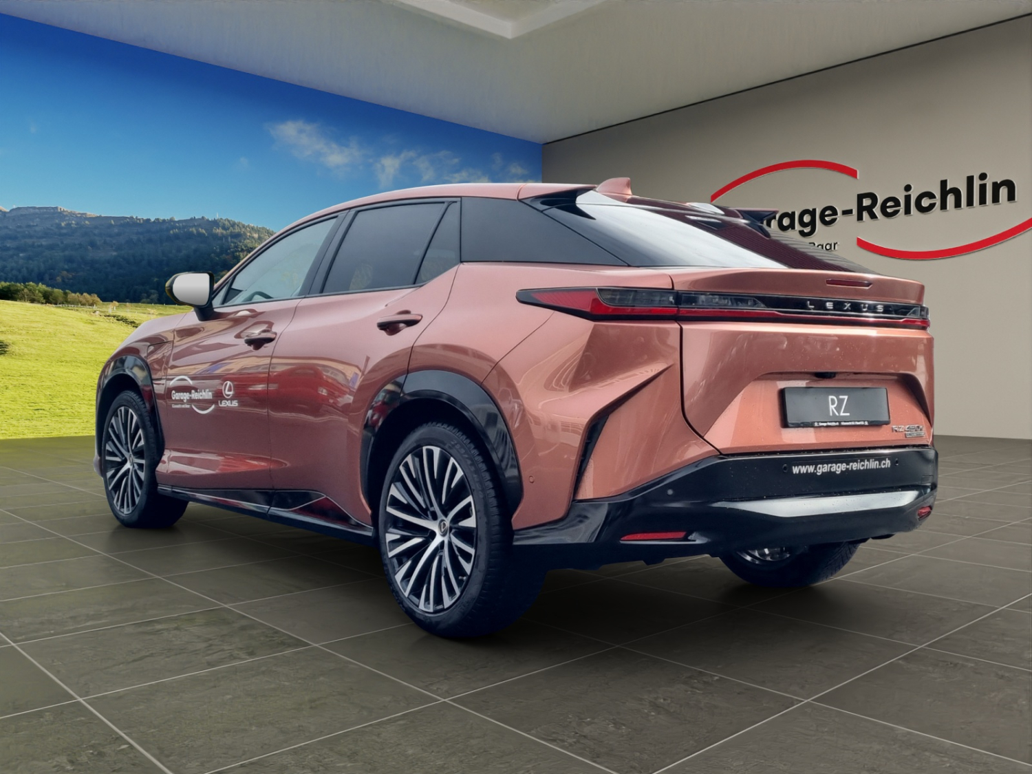 LEXUS RZ 450e Excellence-image-2
