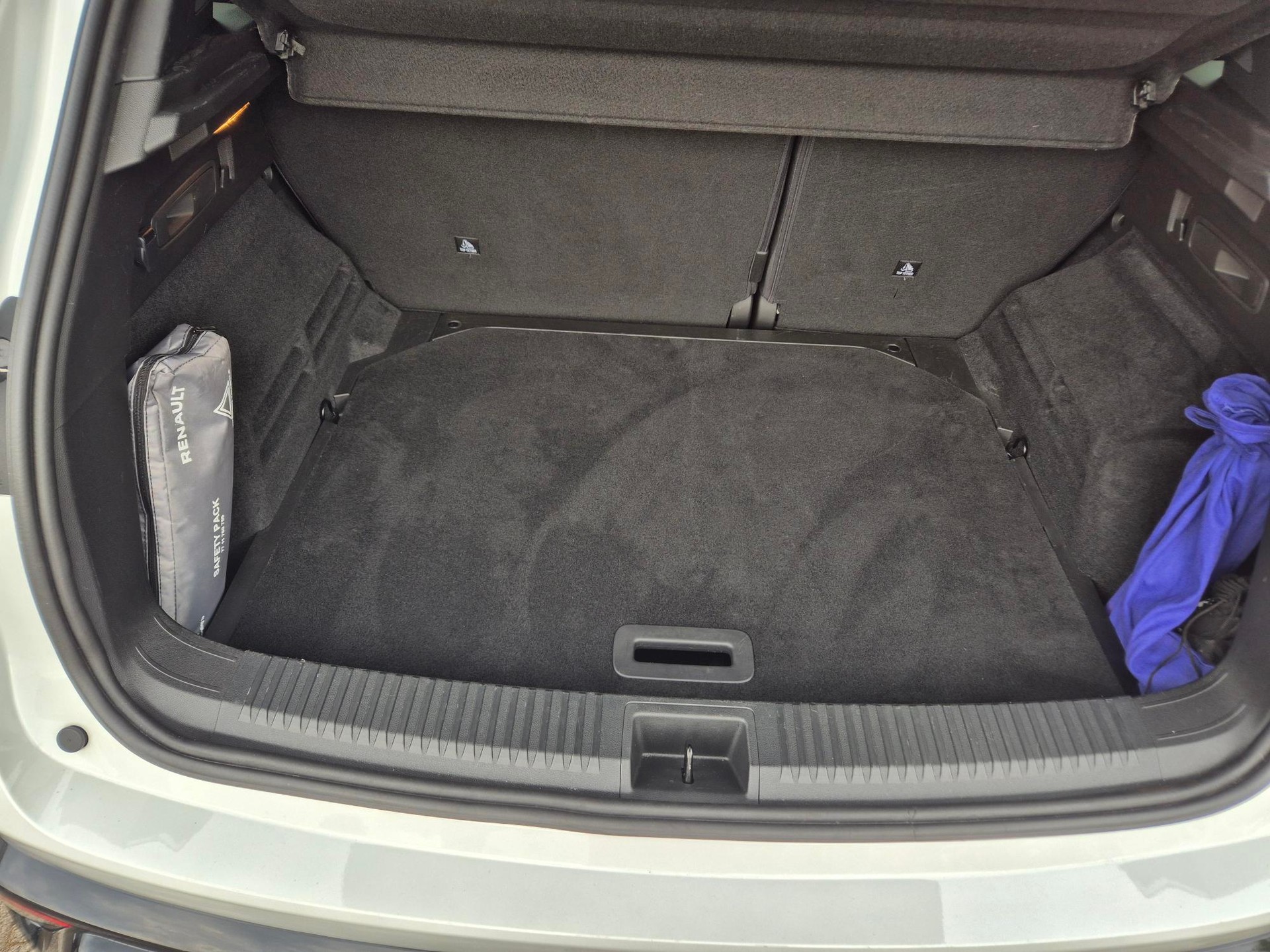 RENAULT Austral 1.2 E-Tech iconic esprit Alpine-image-7