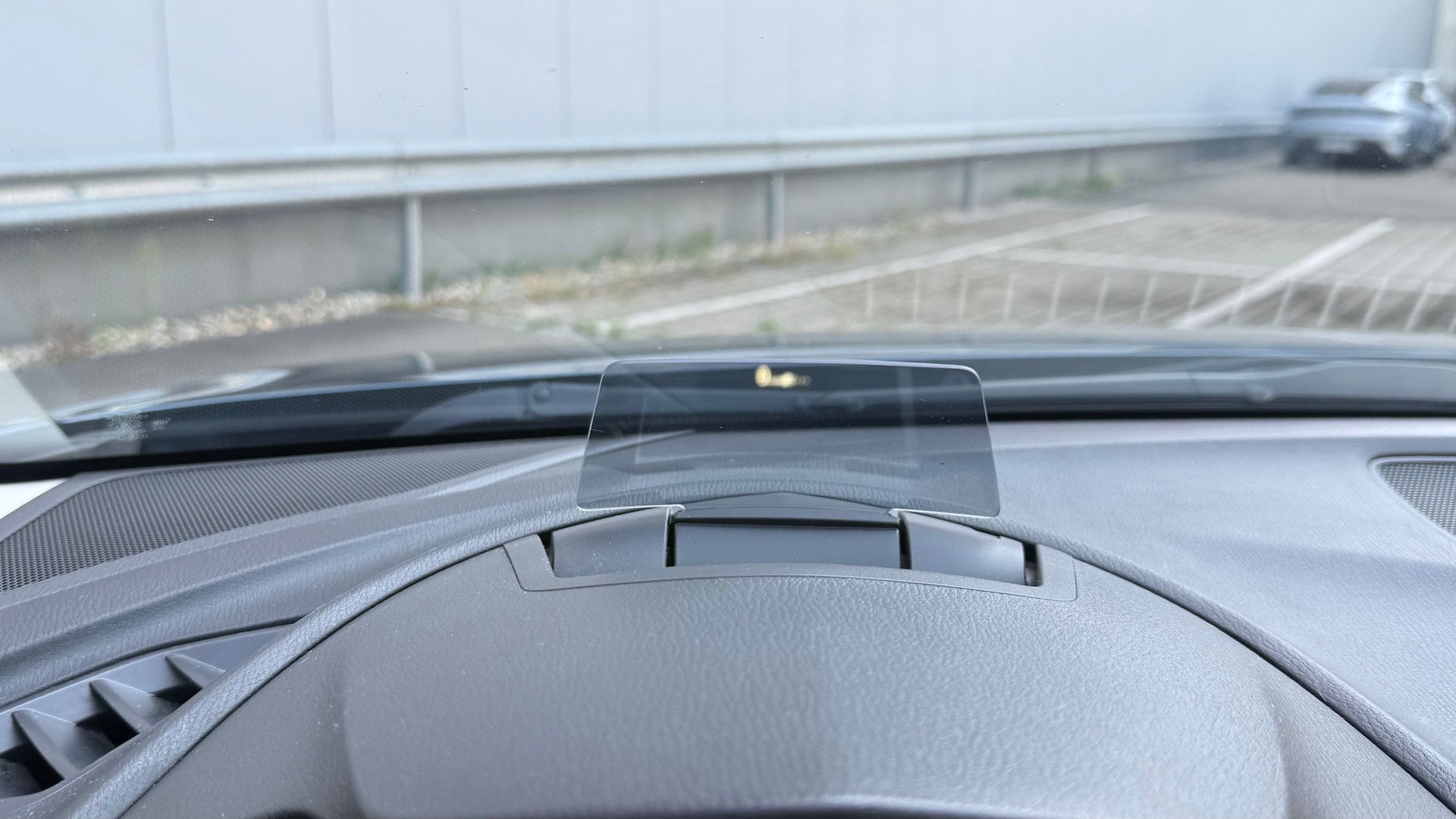 MAZDA 3 SKYACTIV-D 150 Revolution Automat-image-14