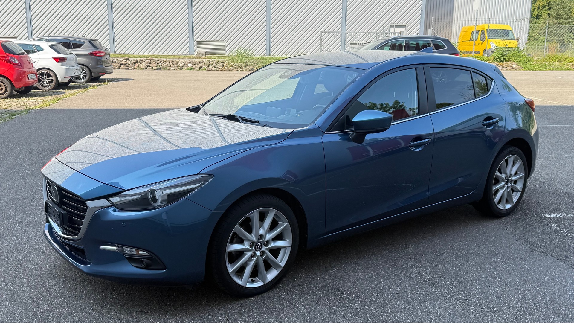 MAZDA 3 SKYACTIV-D 150 Revolution Automat-image-3