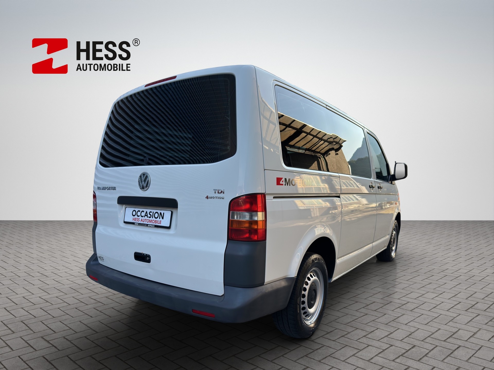 VW Transporter 2.5 TDI 4Motion-image-5