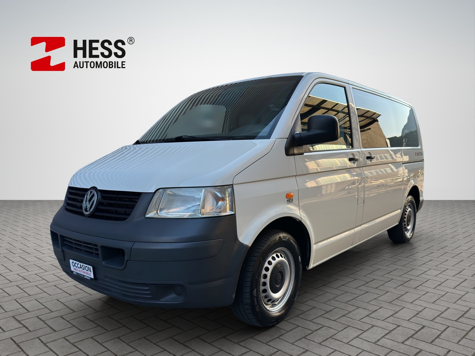 VW Transporter 2.5 TDI 4Motion-image-0