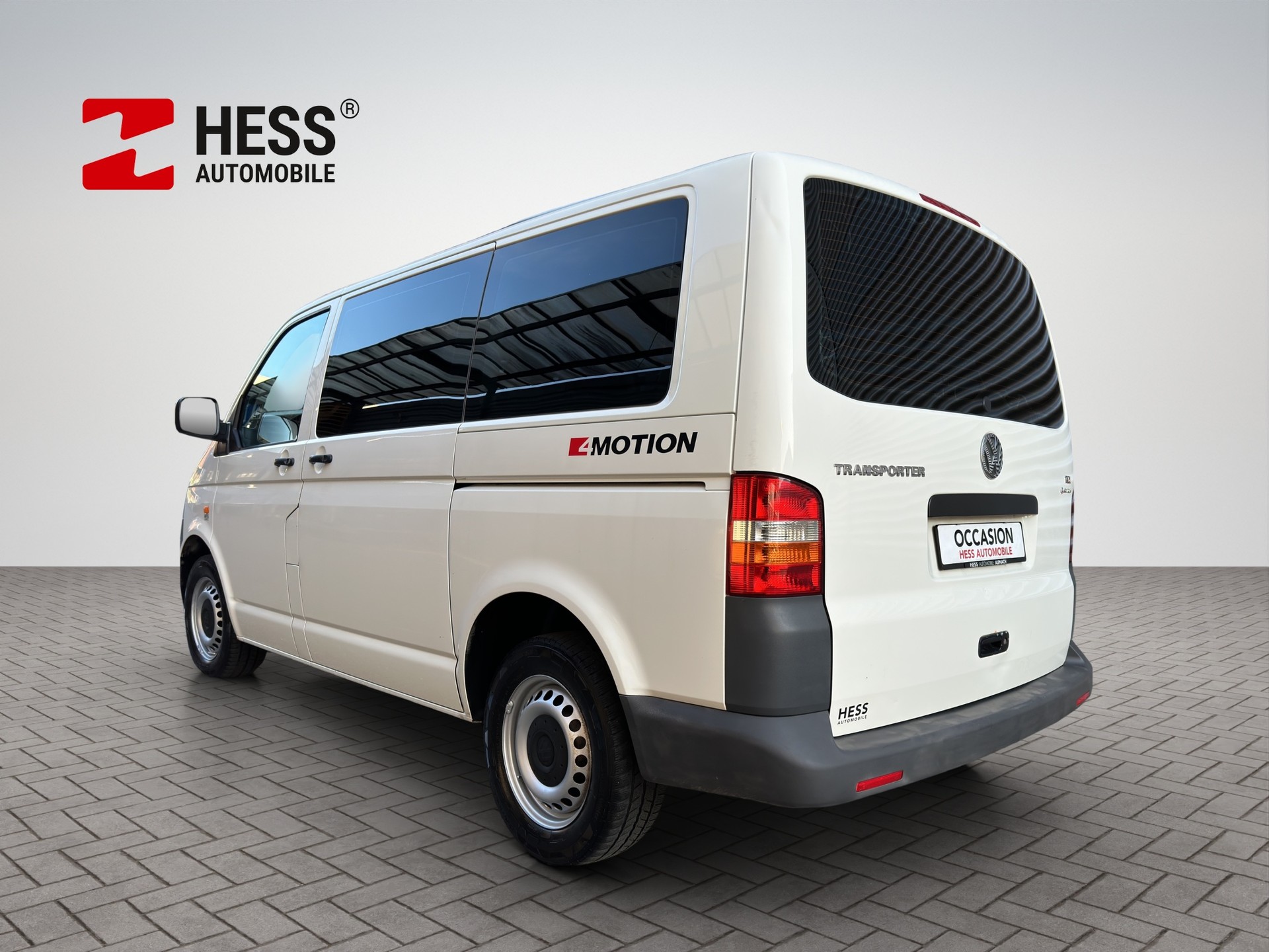 VW Transporter 2.5 TDI 4Motion-image-3