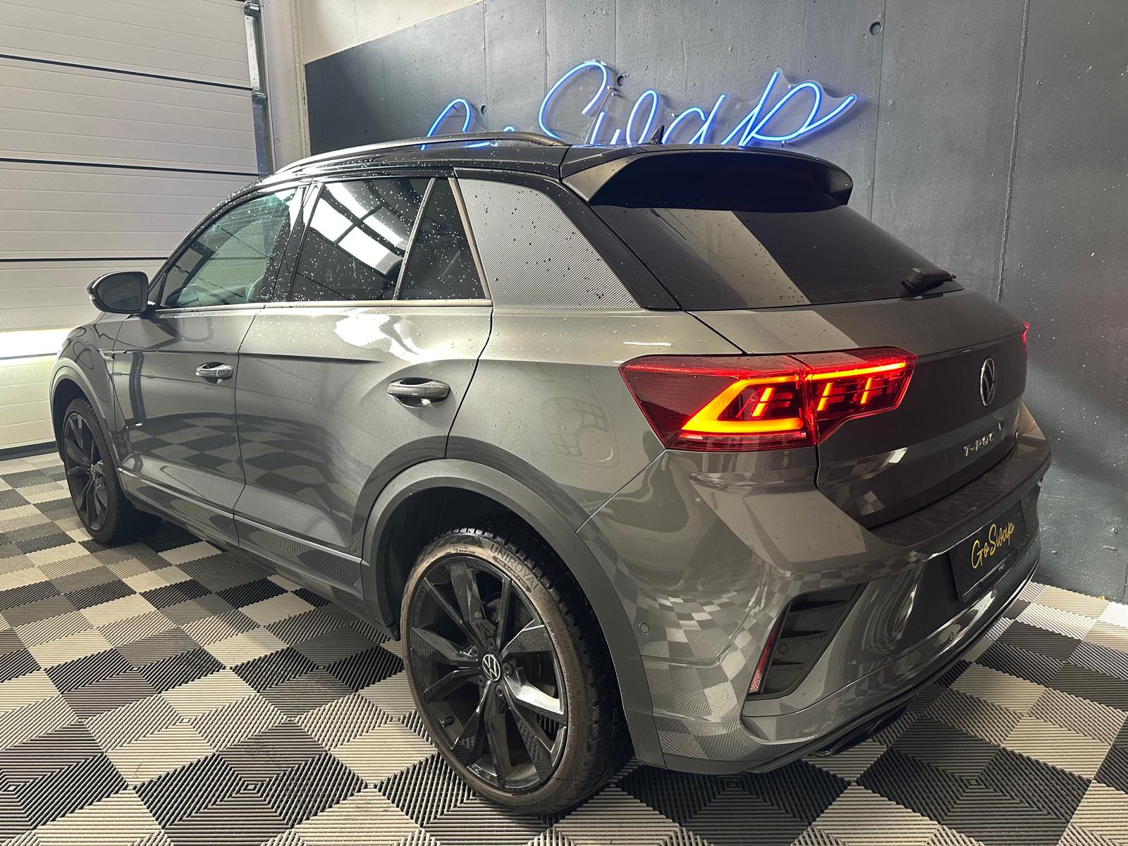 VW T-Roc 2.0 TSI R-Line DSG 4Motion *Black Style *Toit ouvrant *Extension de garantie-image-2