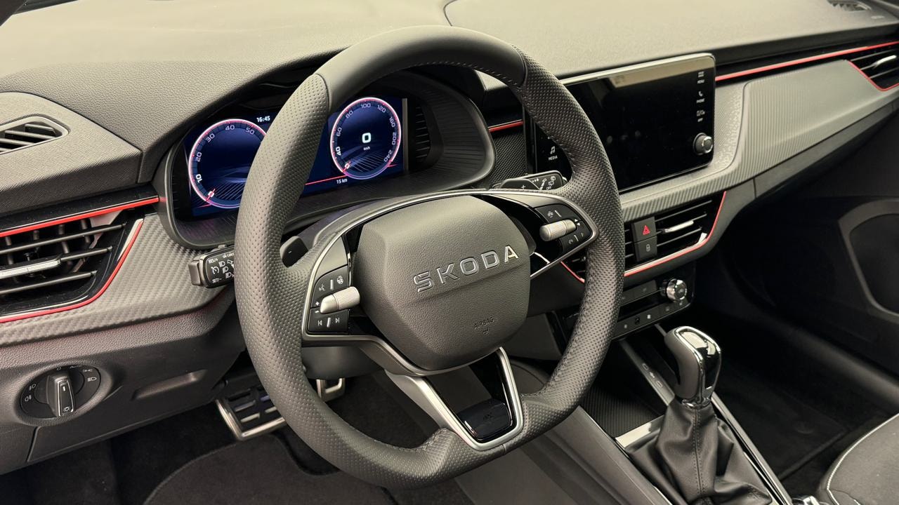 SKODA Kamiq 1.0 TSI Monte Carlo DSG-image-6