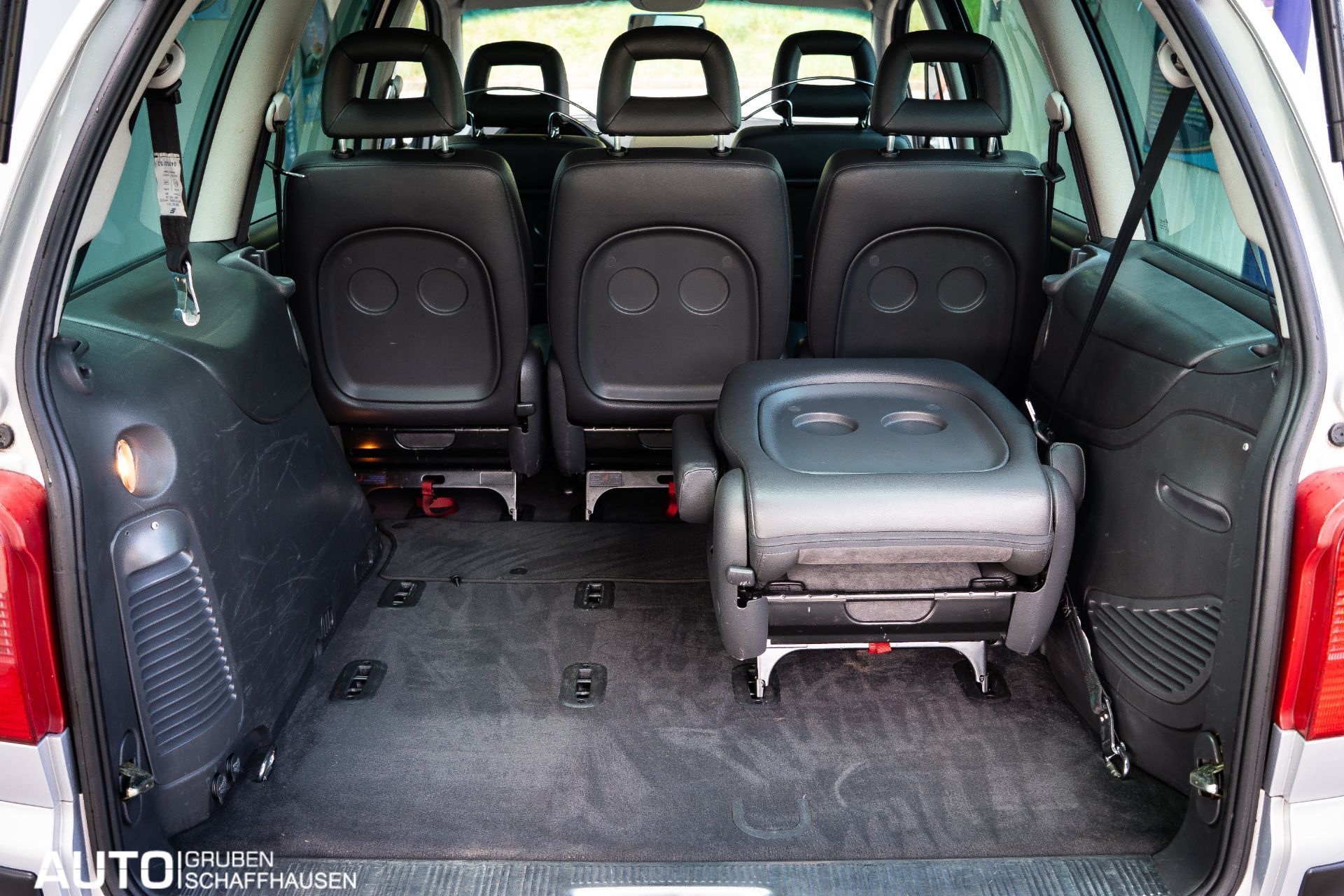 VW Sharan 1.9 TDi Comfortline-image-23