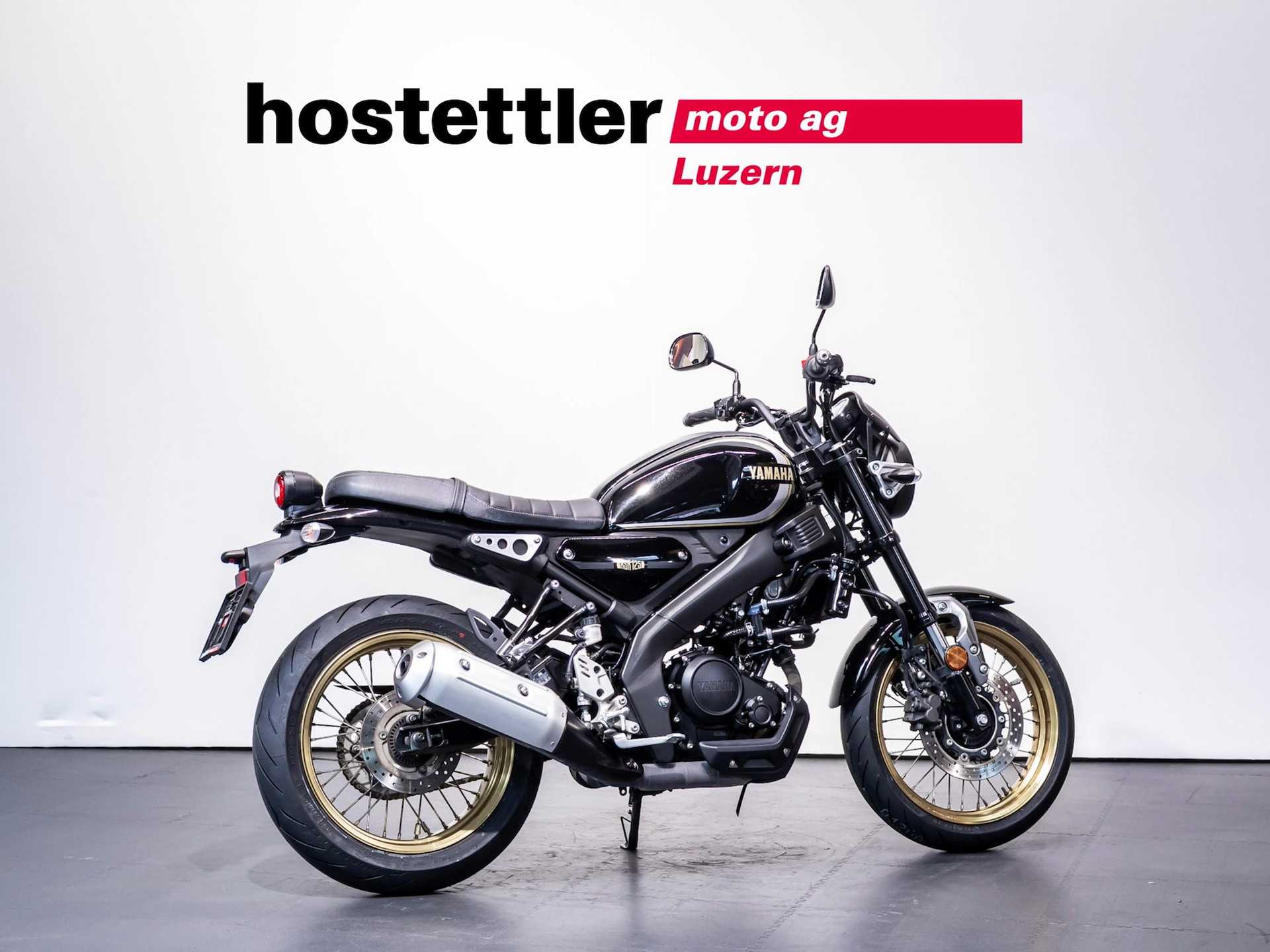 YAMAHA XSR 125 Legacy-showroom-element-2