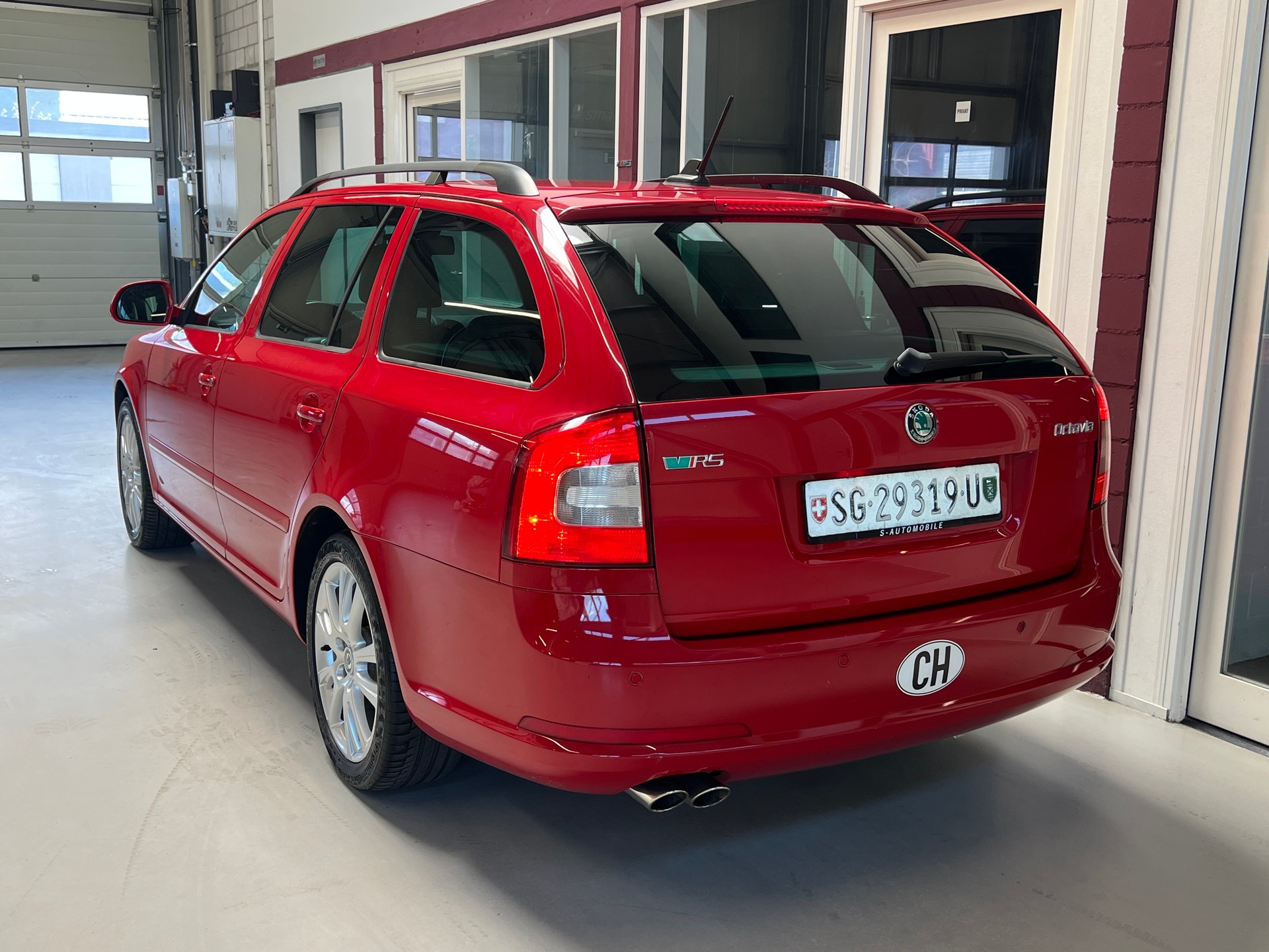 SKODA Octavia 2.0 TDI RS DSG-image-5