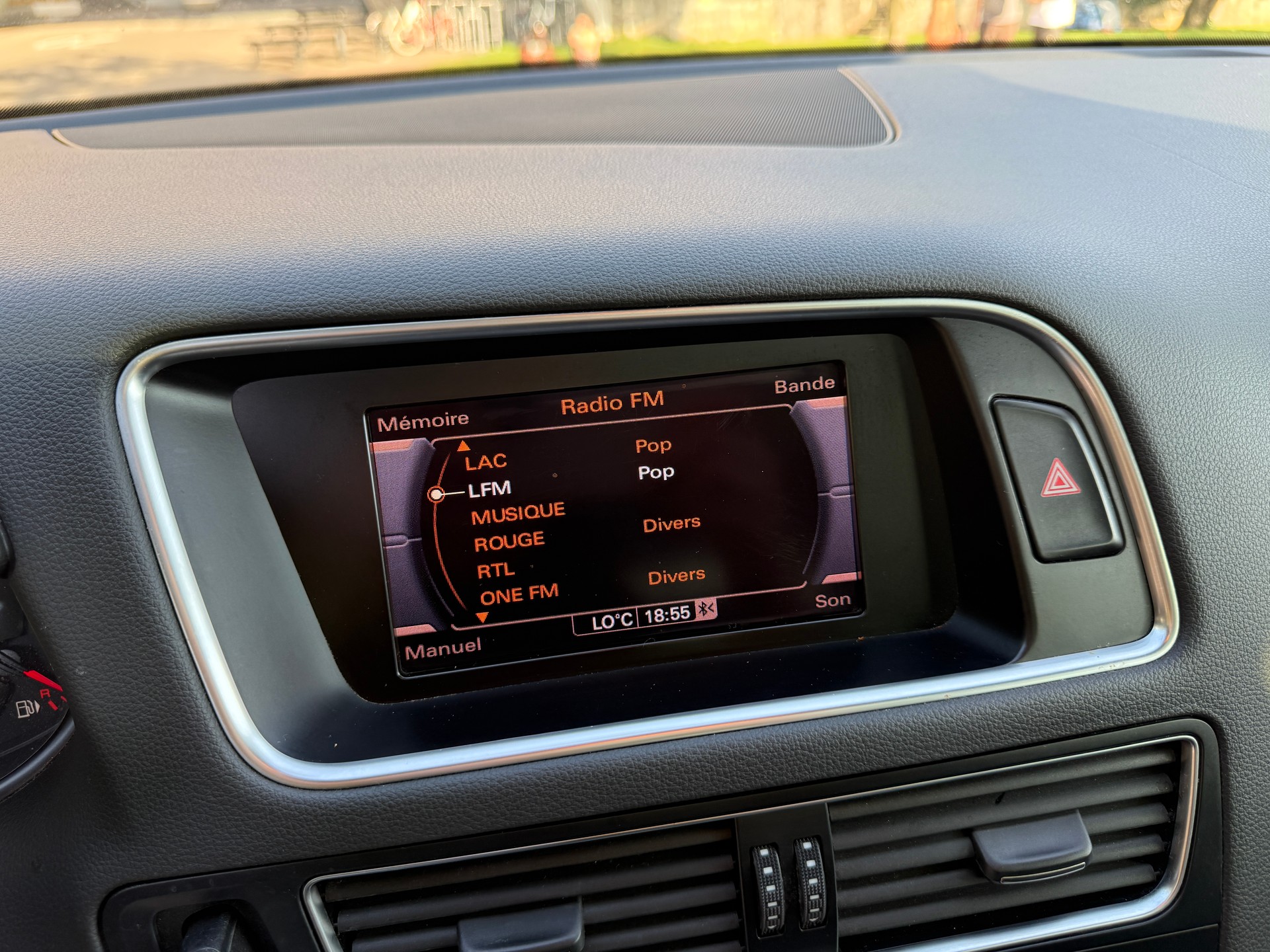 AUDI Q5 3.0 TDI quattro S-tronic S-Line-image-13