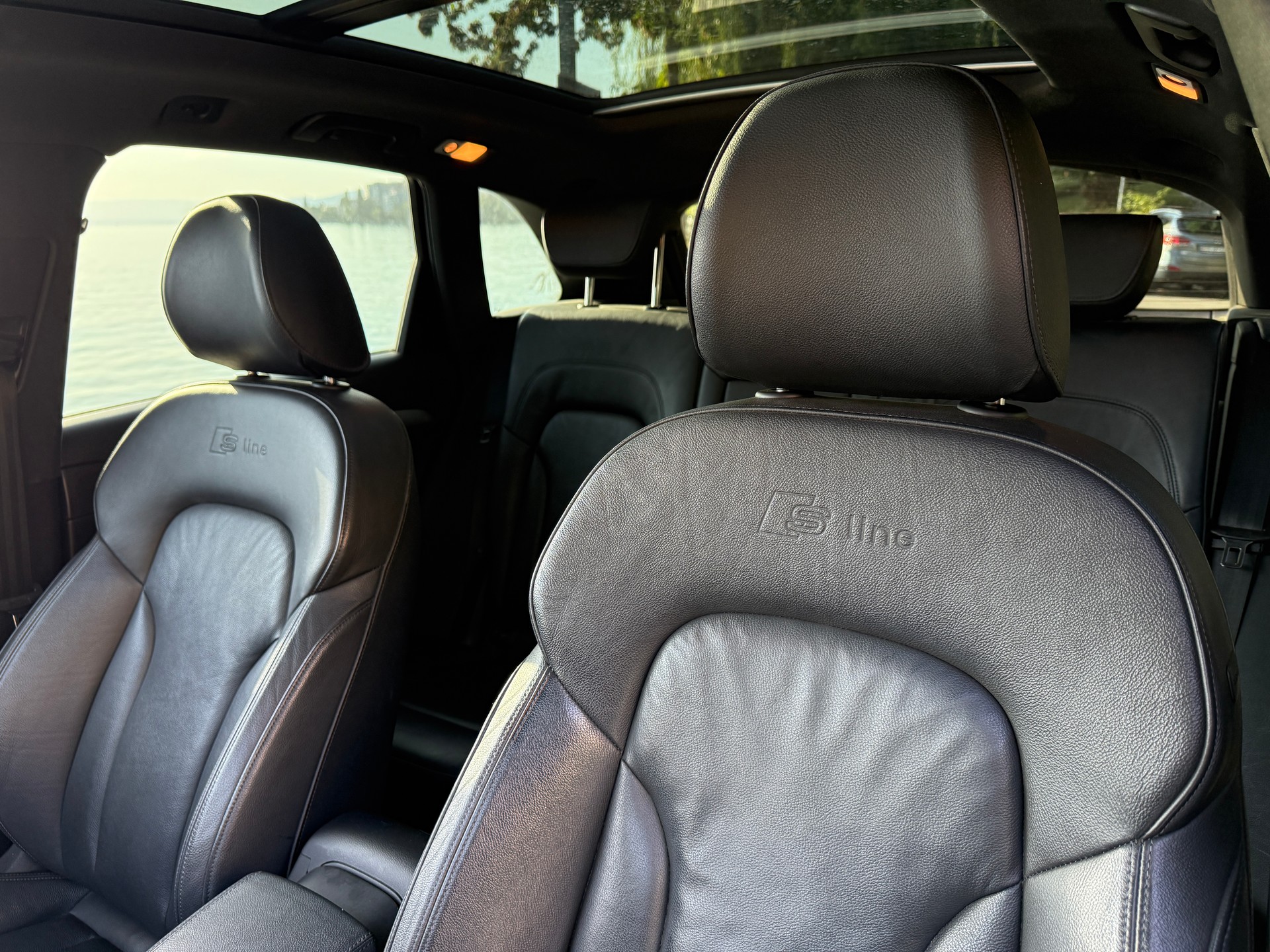 AUDI Q5 3.0 TDI quattro S-tronic S-Line-image-8