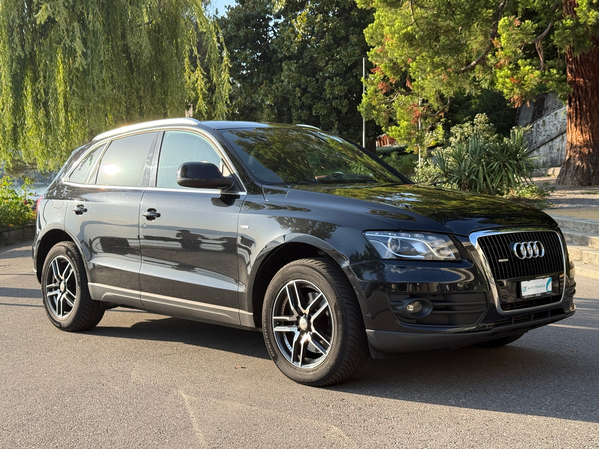 AUDI Q5 3.0 TDI quattro S-tronic S-Line-image-4