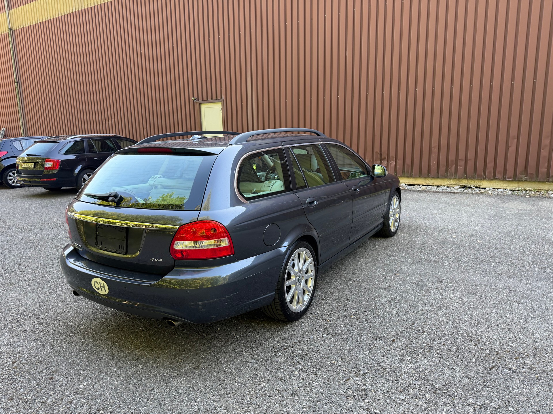 JAGUAR X-Type Estate 3.0 V6 Traction4 Luxury Ed. Aut.-image-4