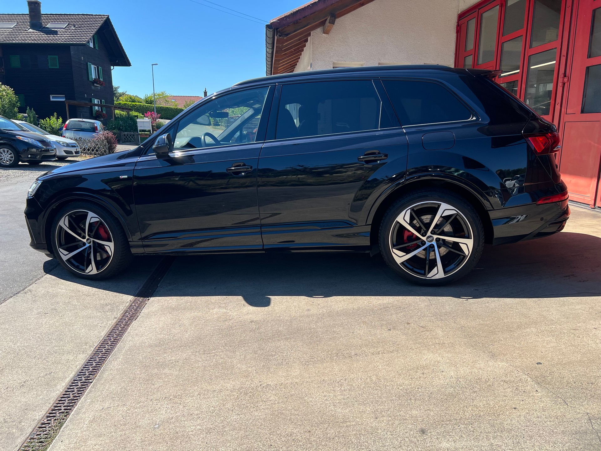 AUDI Q7 60 TFSI e quattro PHEV S line tiptronic-image-3