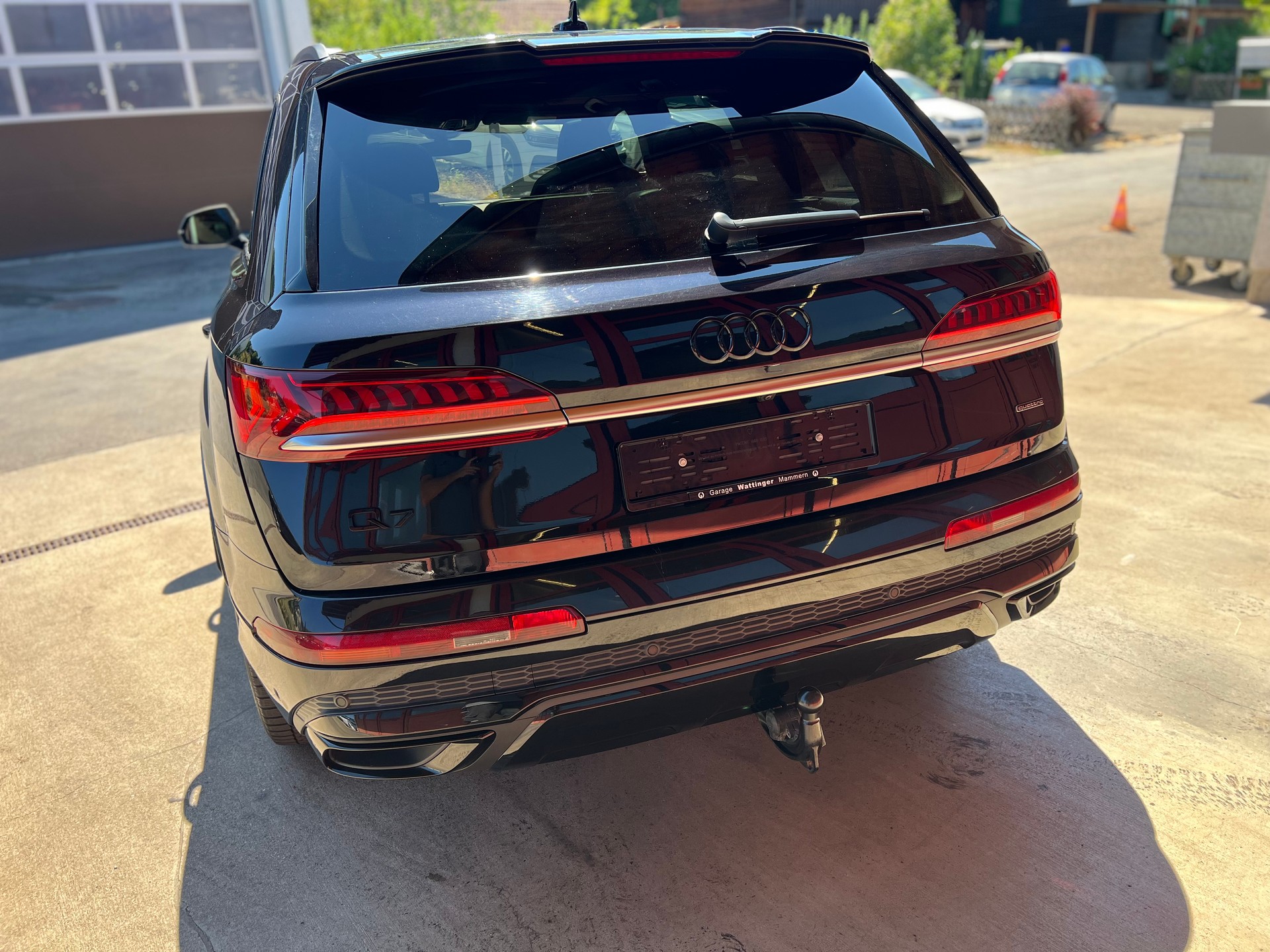 AUDI Q7 60 TFSI e quattro PHEV S line tiptronic-image-5