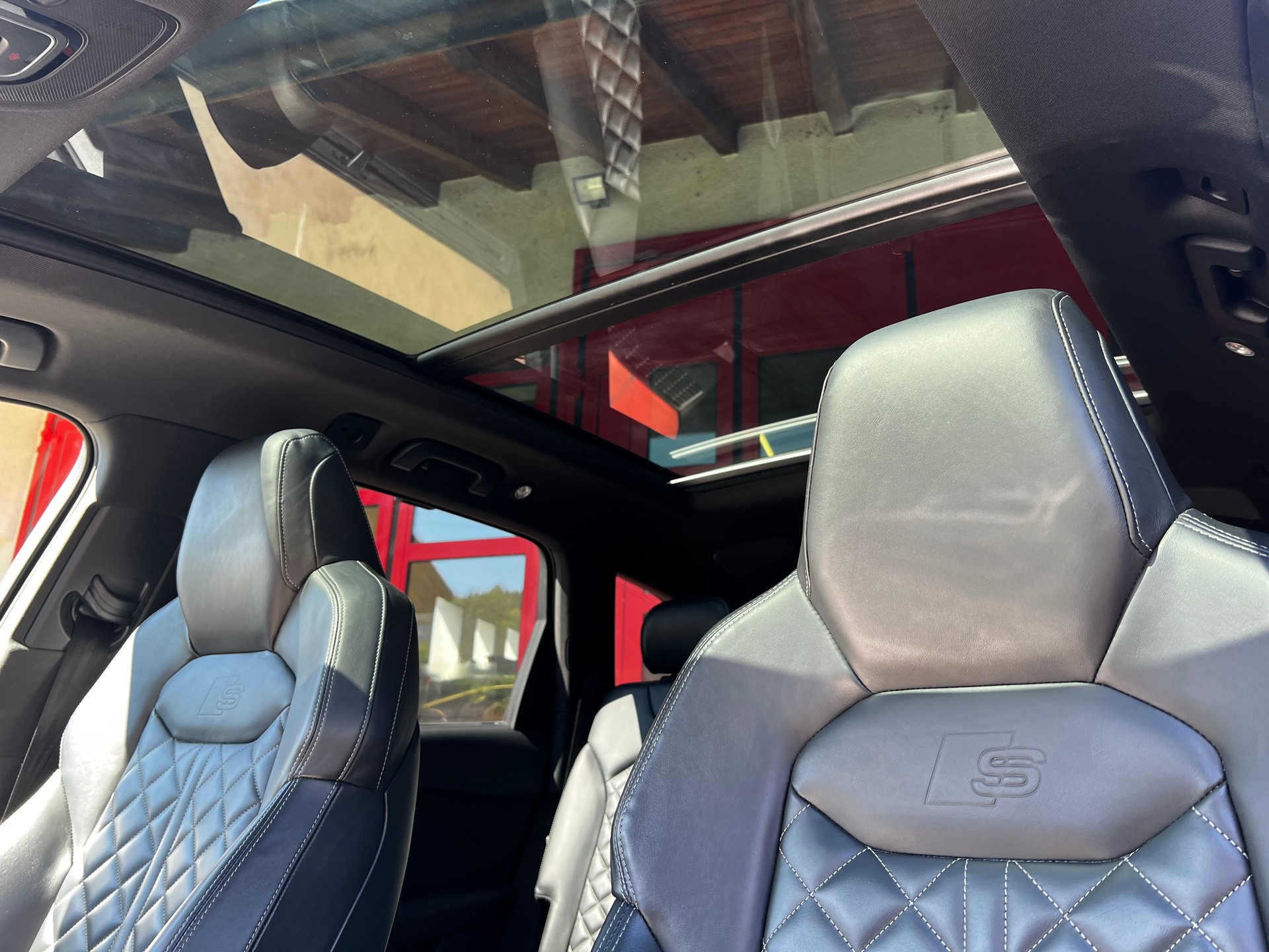 AUDI Q7 60 TFSI e quattro PHEV S line tiptronic-image-22