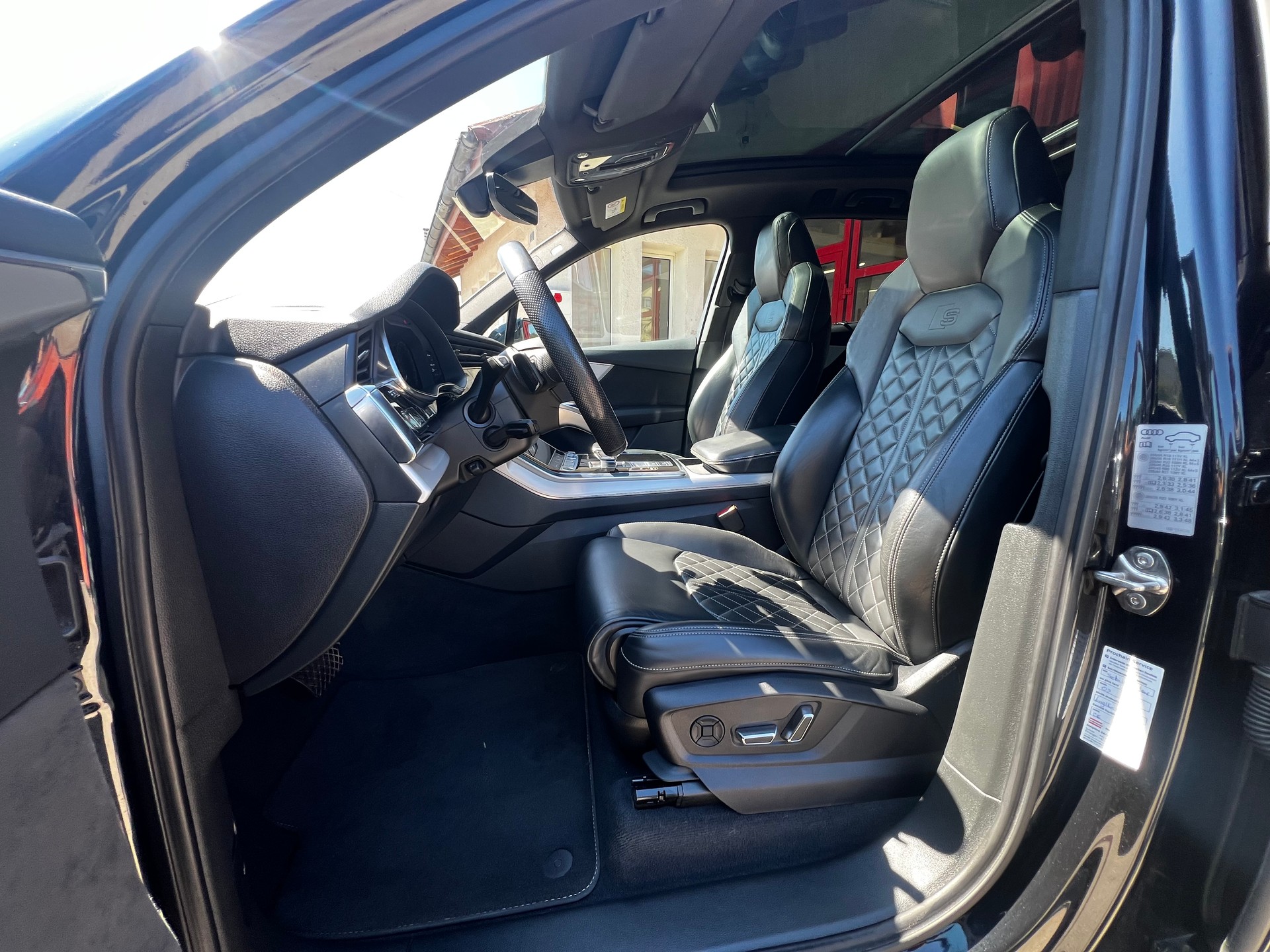 AUDI Q7 60 TFSI e quattro PHEV S line tiptronic-image-20