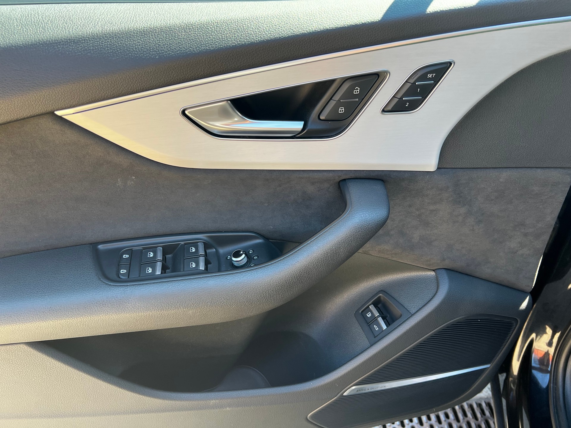 AUDI Q7 60 TFSI e quattro PHEV S line tiptronic-image-21