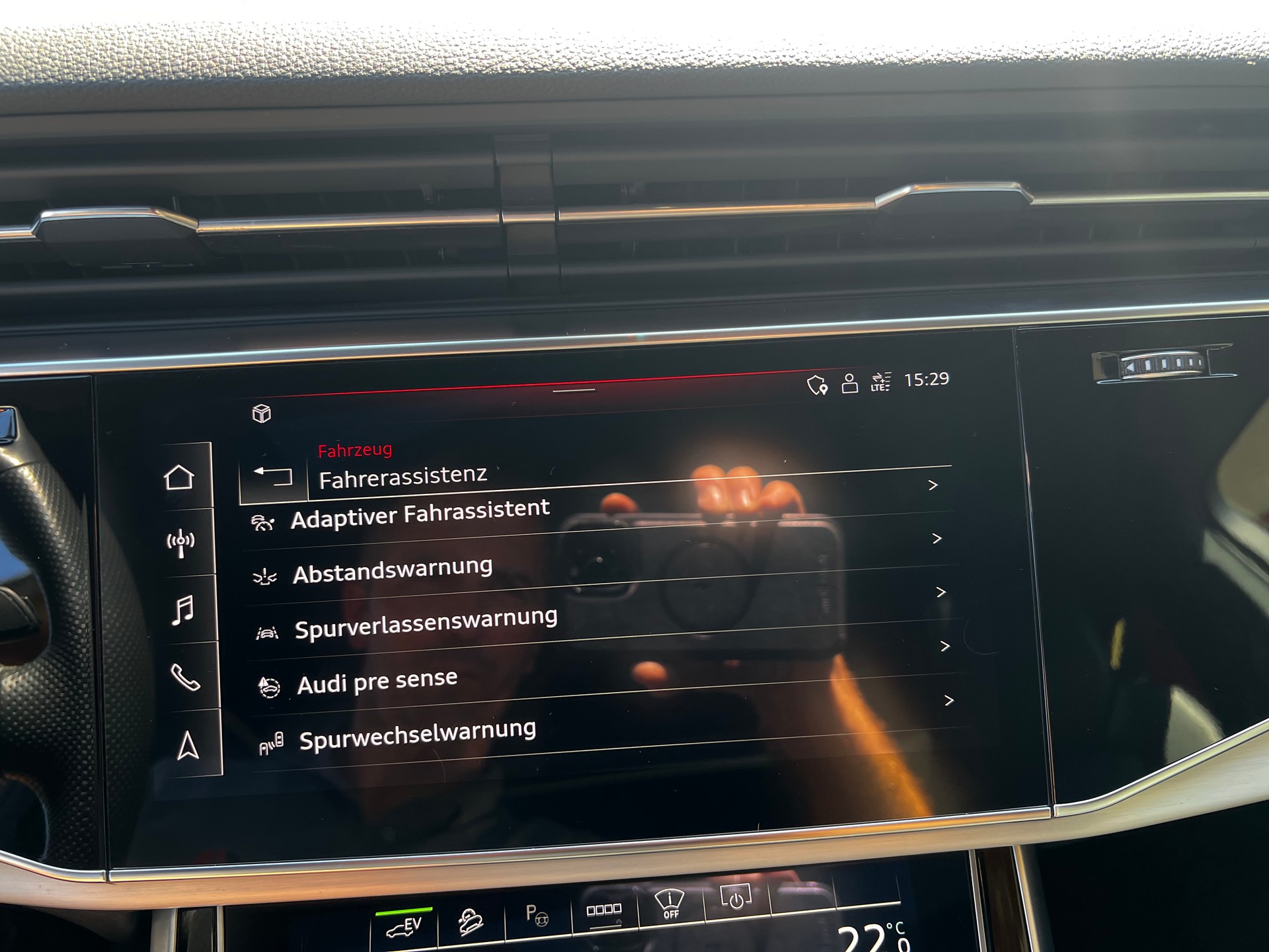 AUDI Q7 60 TFSI e quattro PHEV S line tiptronic-image-29