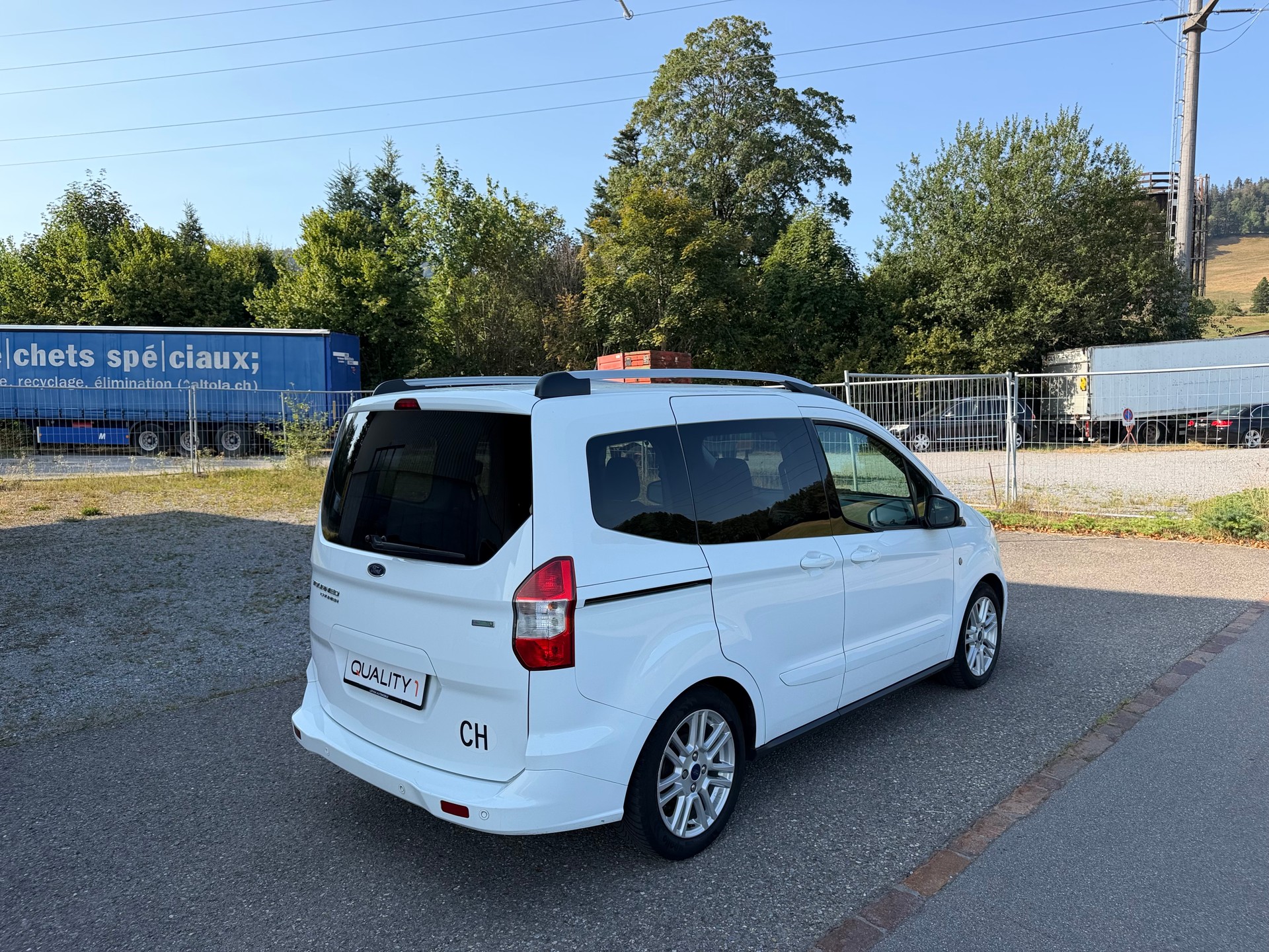 FORD Tourneo Courier 1.0 SCTi Ambiente-image-5