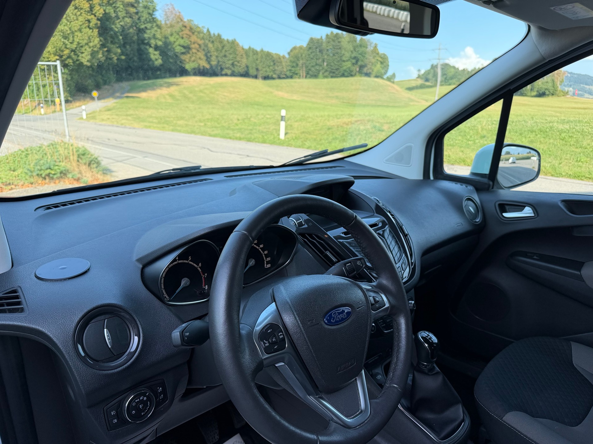 FORD Tourneo Courier 1.0 SCTi Ambiente-image-7